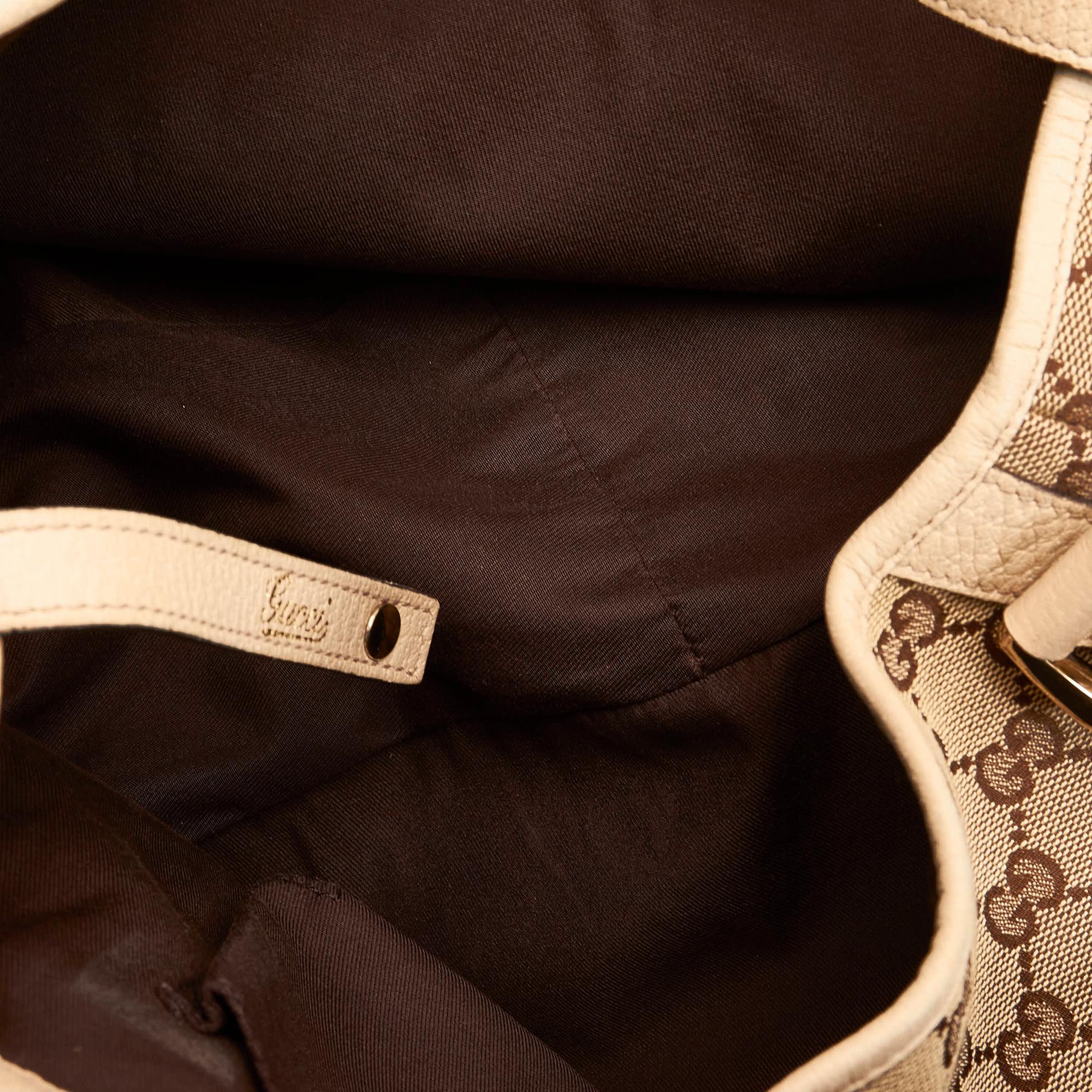 Gucci GG Canvas Abbey Shoulder Bag (SHG-32860)