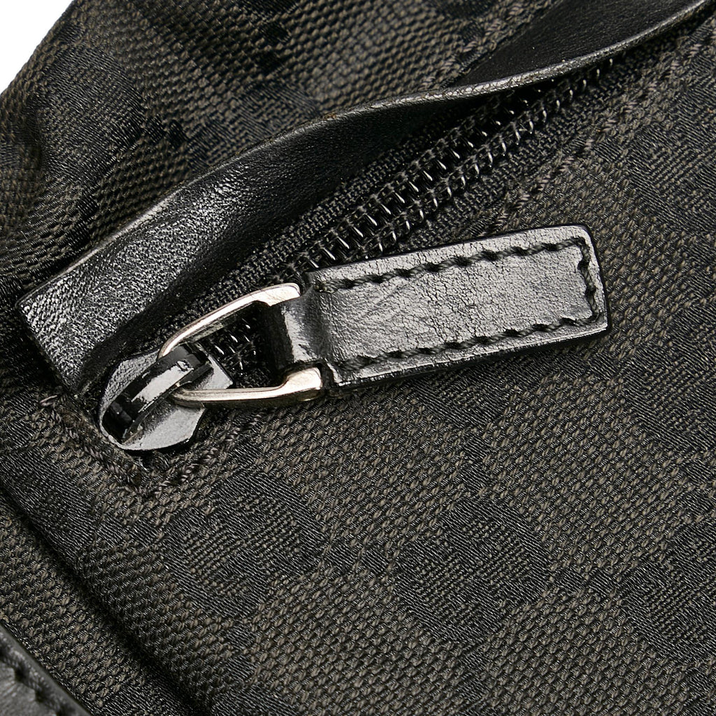 Gucci GG Canvas Belt Bag (SHG-Pvi0rA)