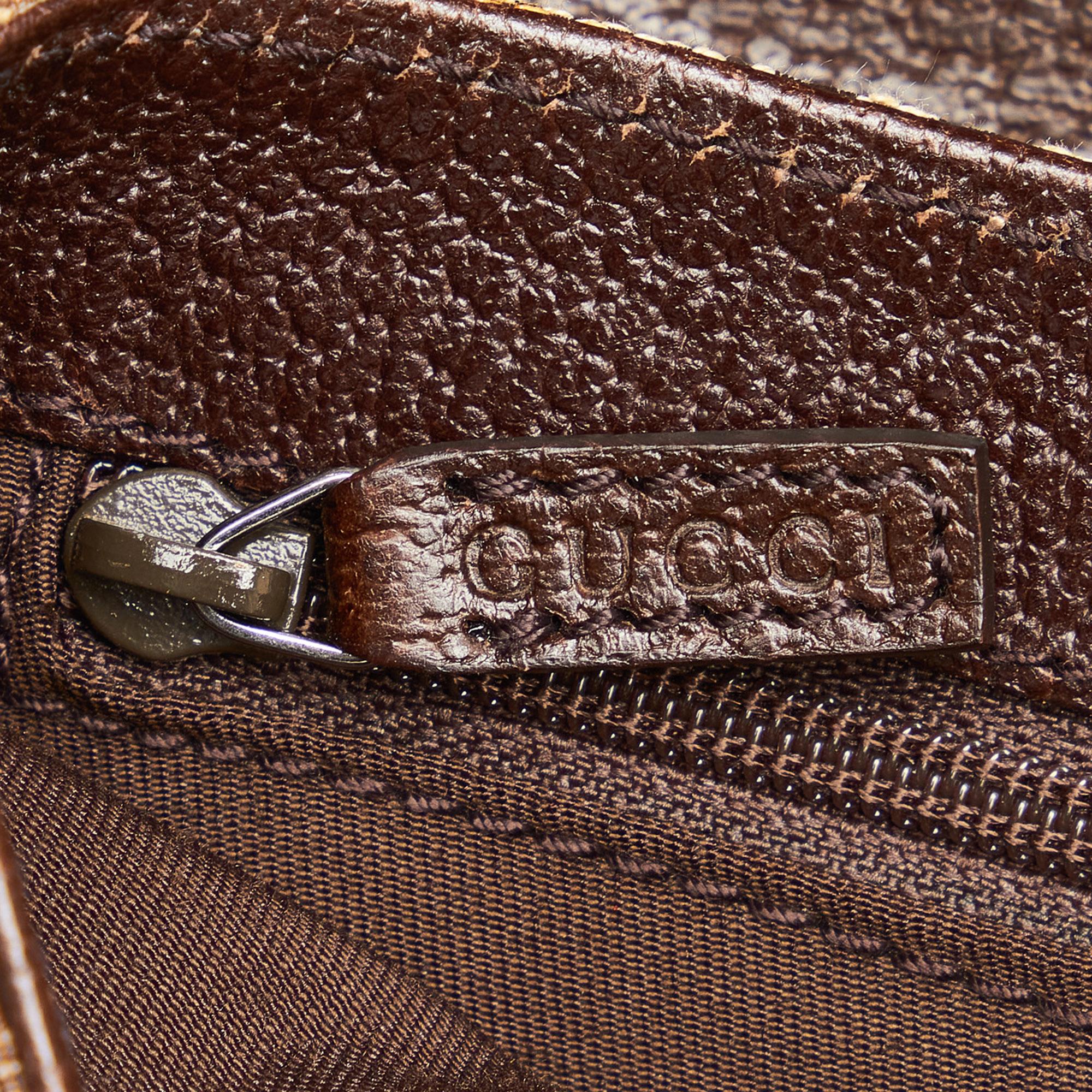 Gucci GG Canvas Belt Bag (SHG-deFkNW)