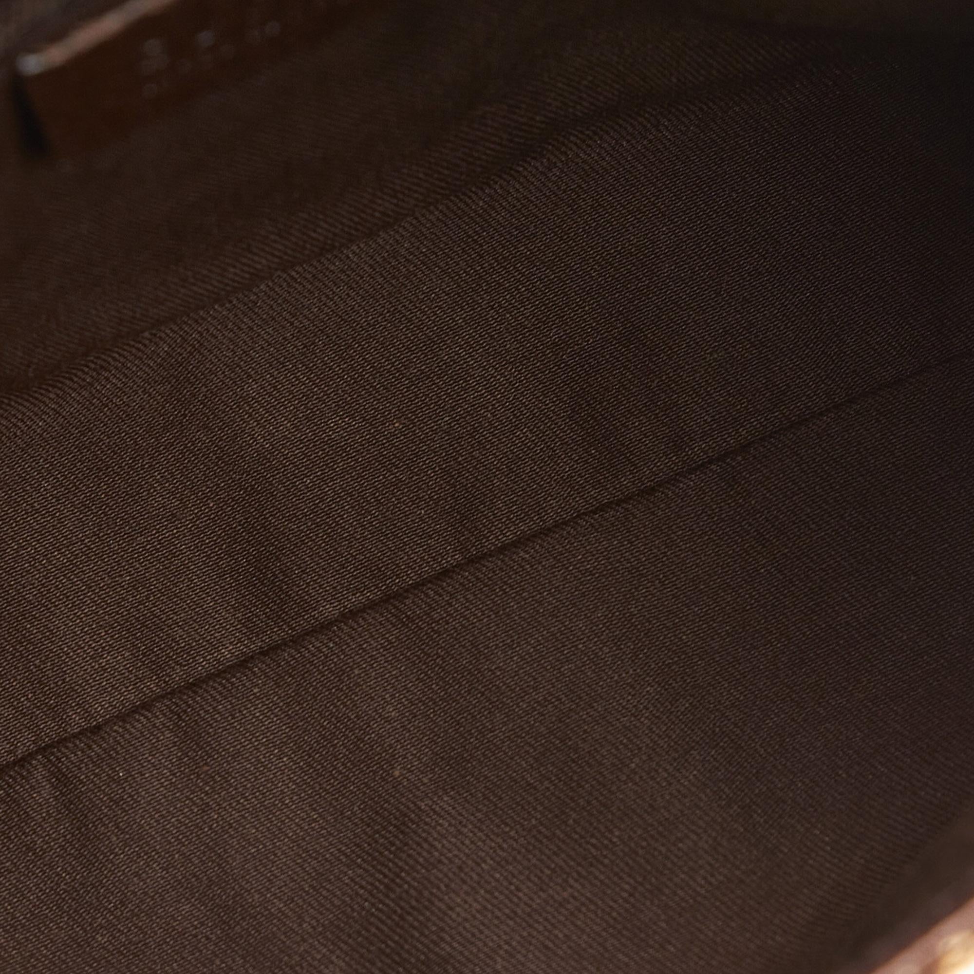 Gucci GG Canvas Belt Bag (SHG-deFkNW)