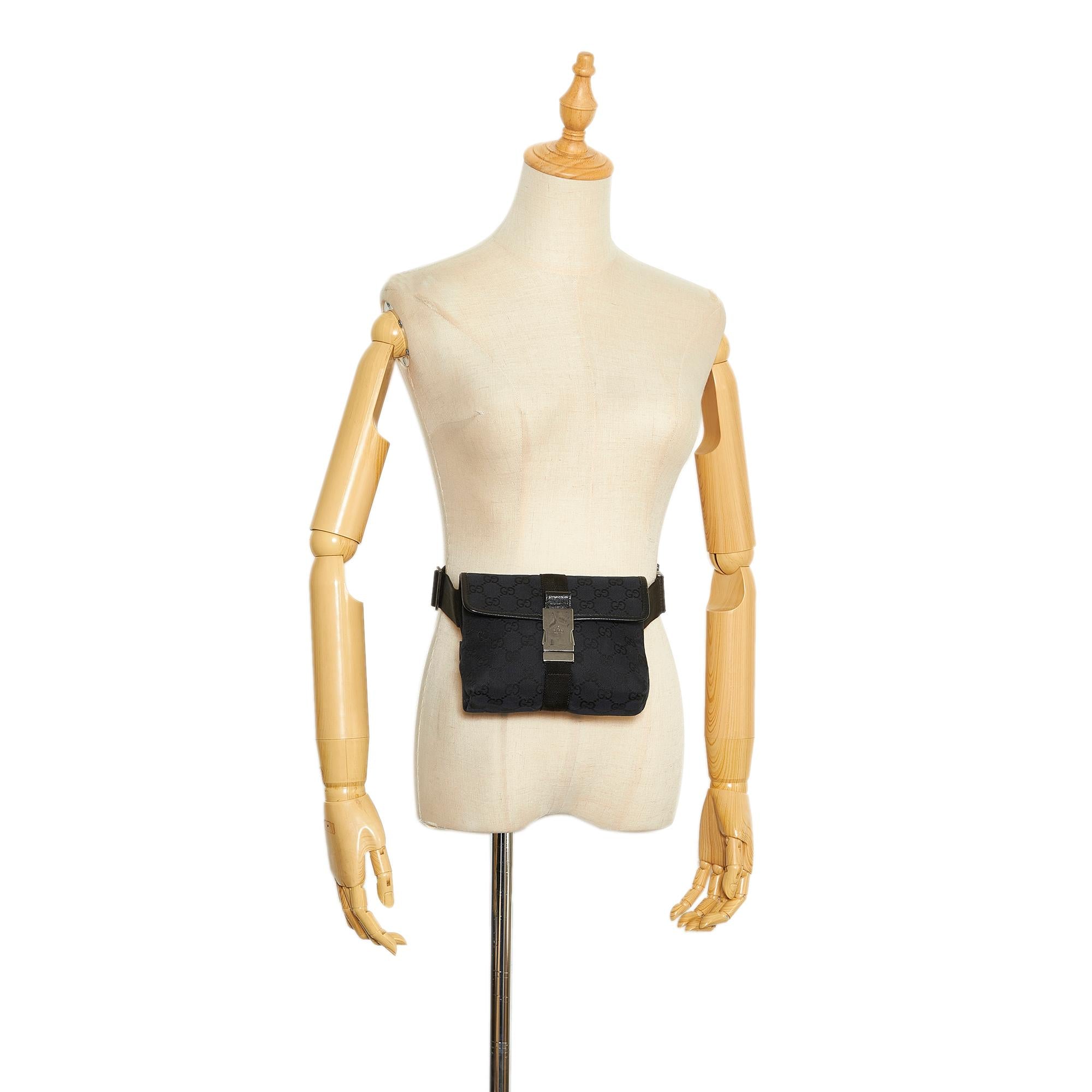 Gucci GG Canvas Belt Bag (SHG-U1P8Xl)