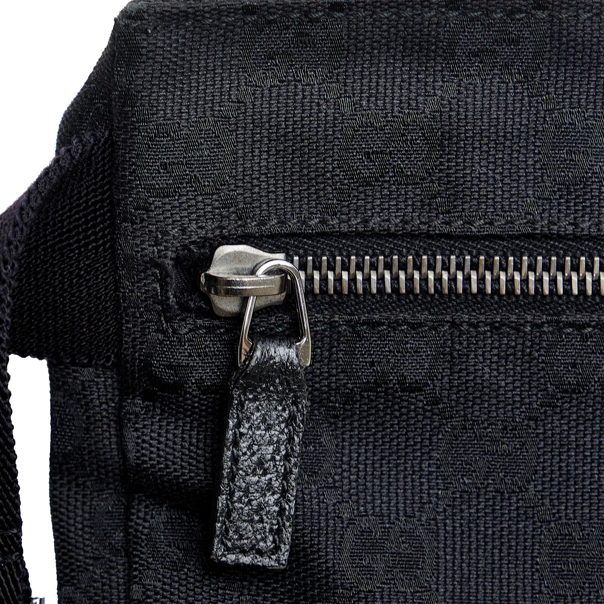 Gucci GG Canvas Belt Bag (SHG-83Gpbj)