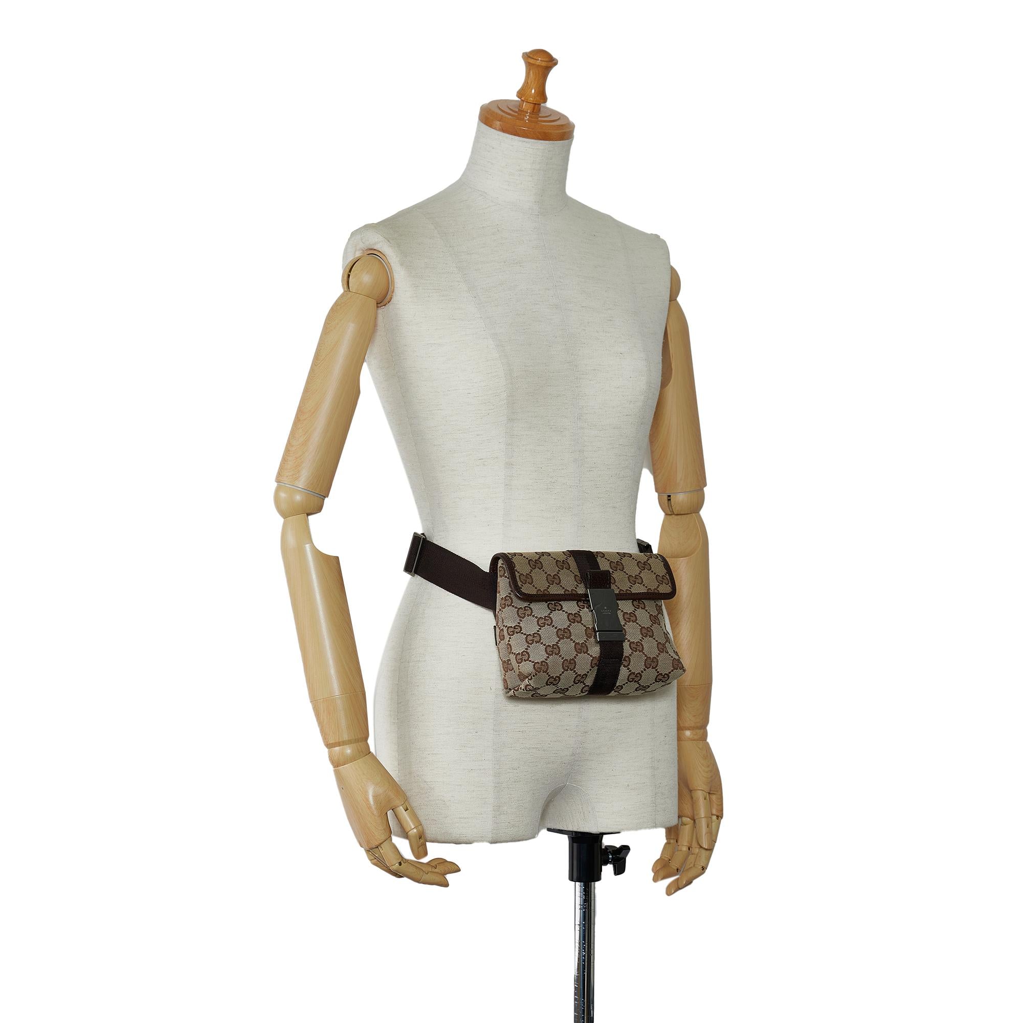 Gucci GG Canvas Belt Bag (SHG-cR2Tbh)