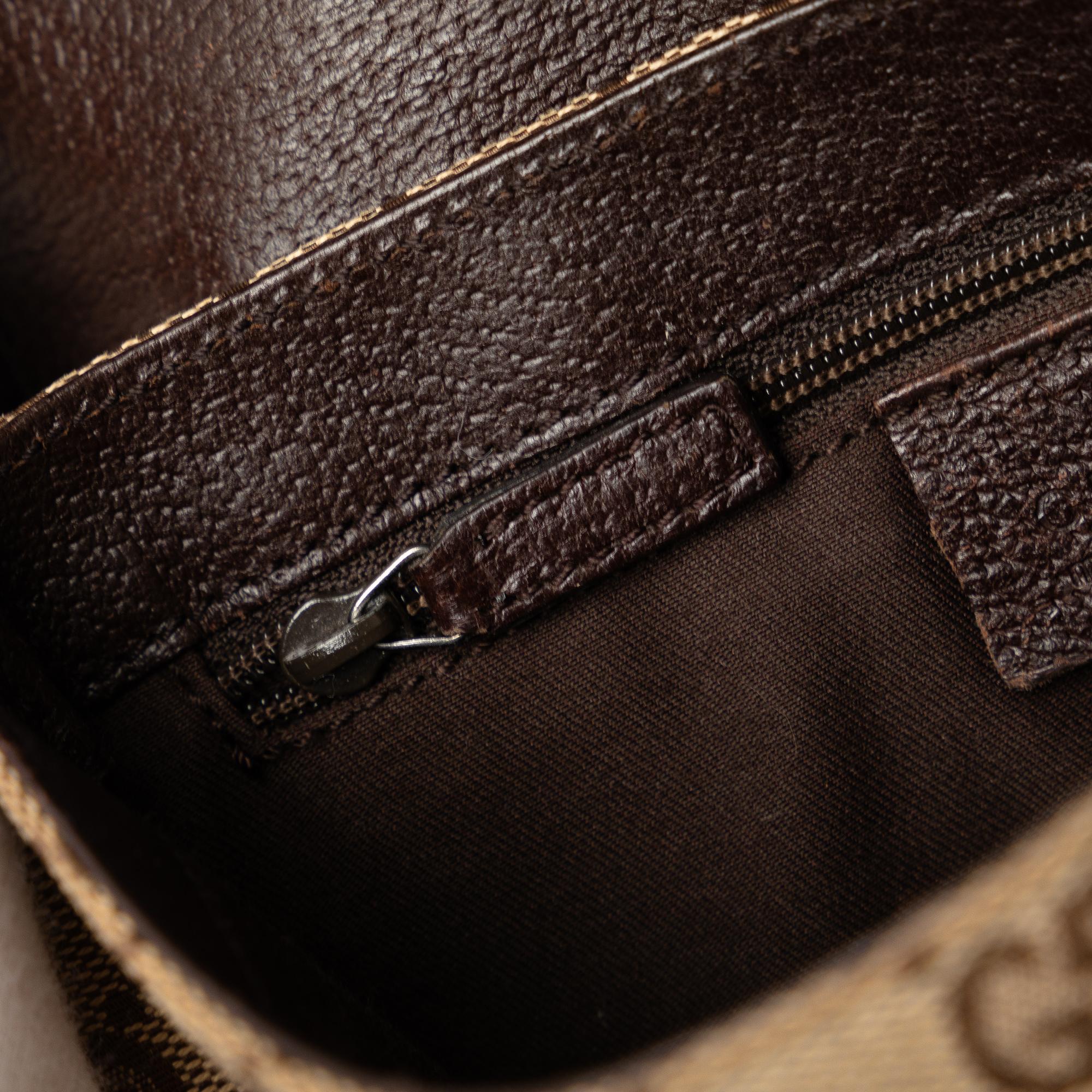 Gucci GG Canvas Belt Bag (SHG-h2DIhN)