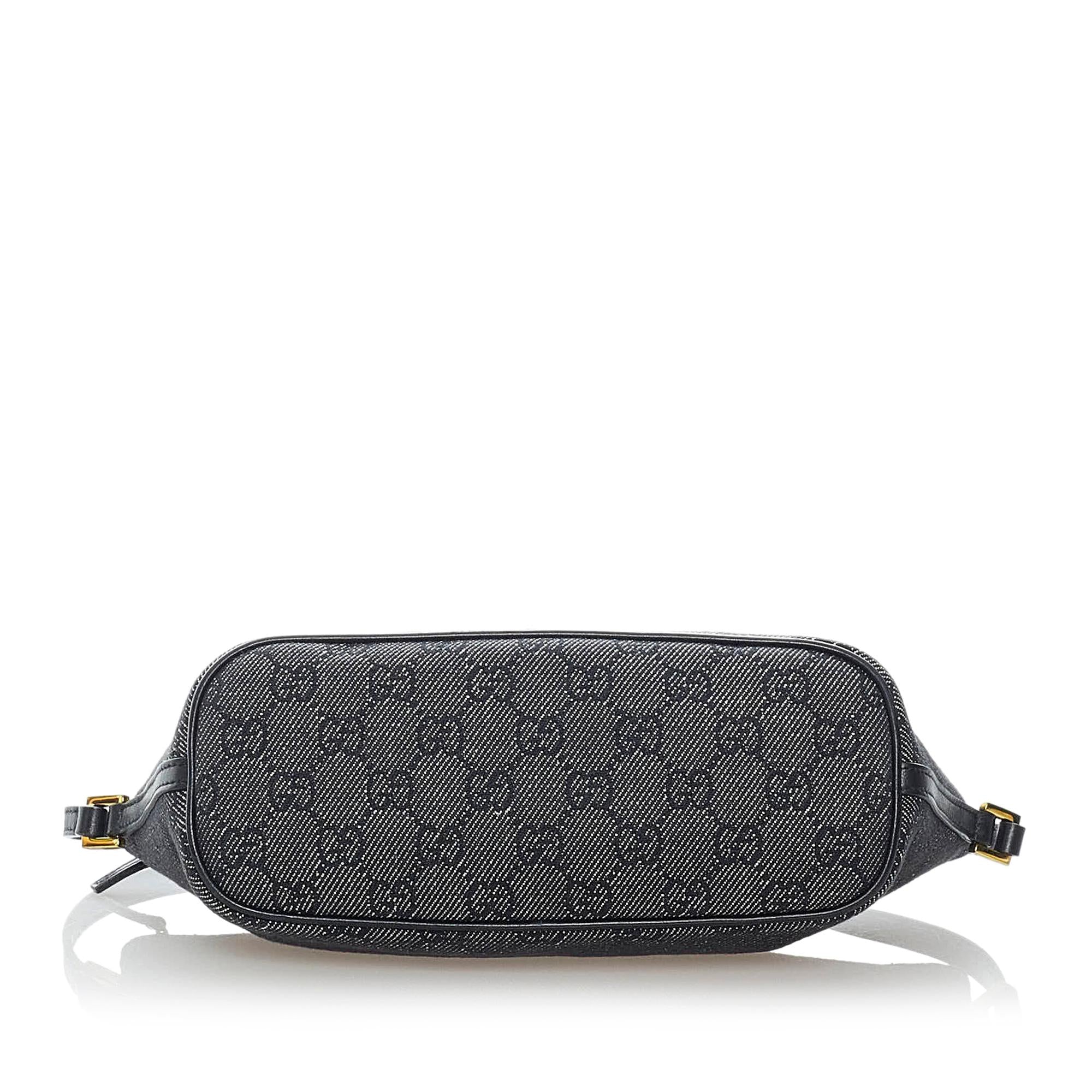 Gucci GG Canvas Boat Baguette (SHG-32025)