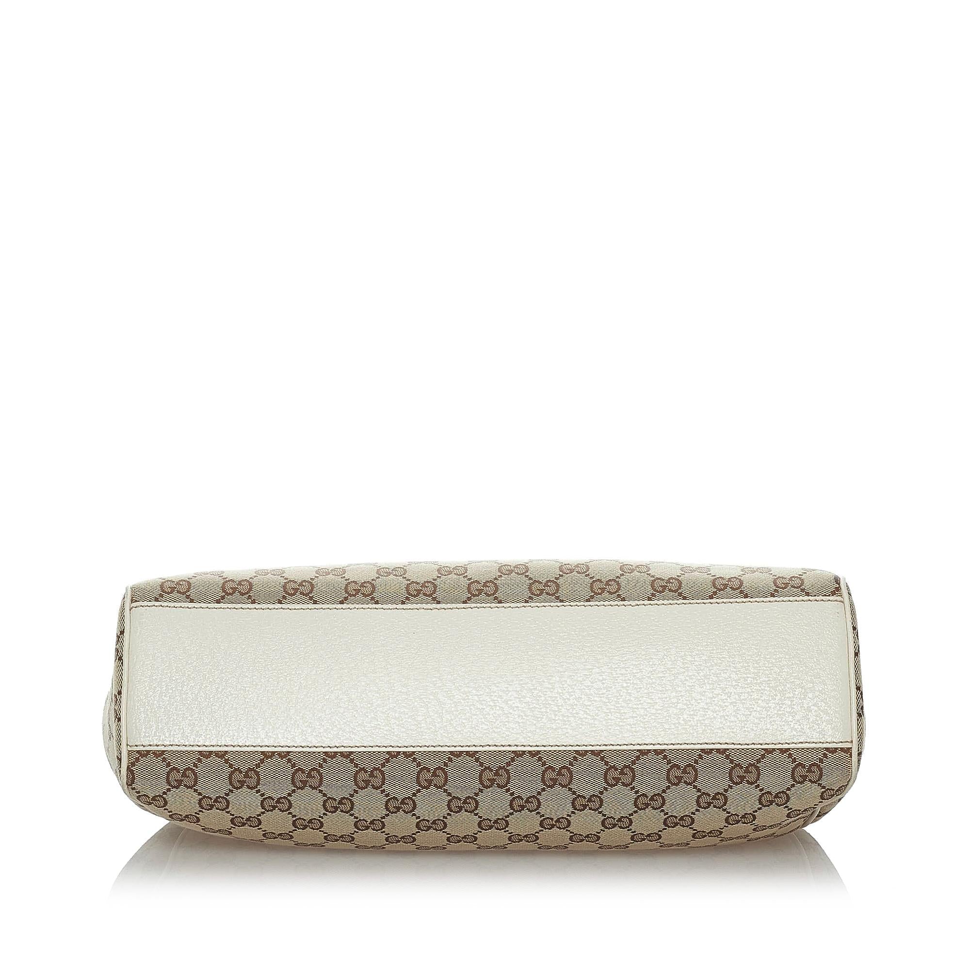 Gucci GG Canvas Charmy Shoulder Bag (SHG-36146)