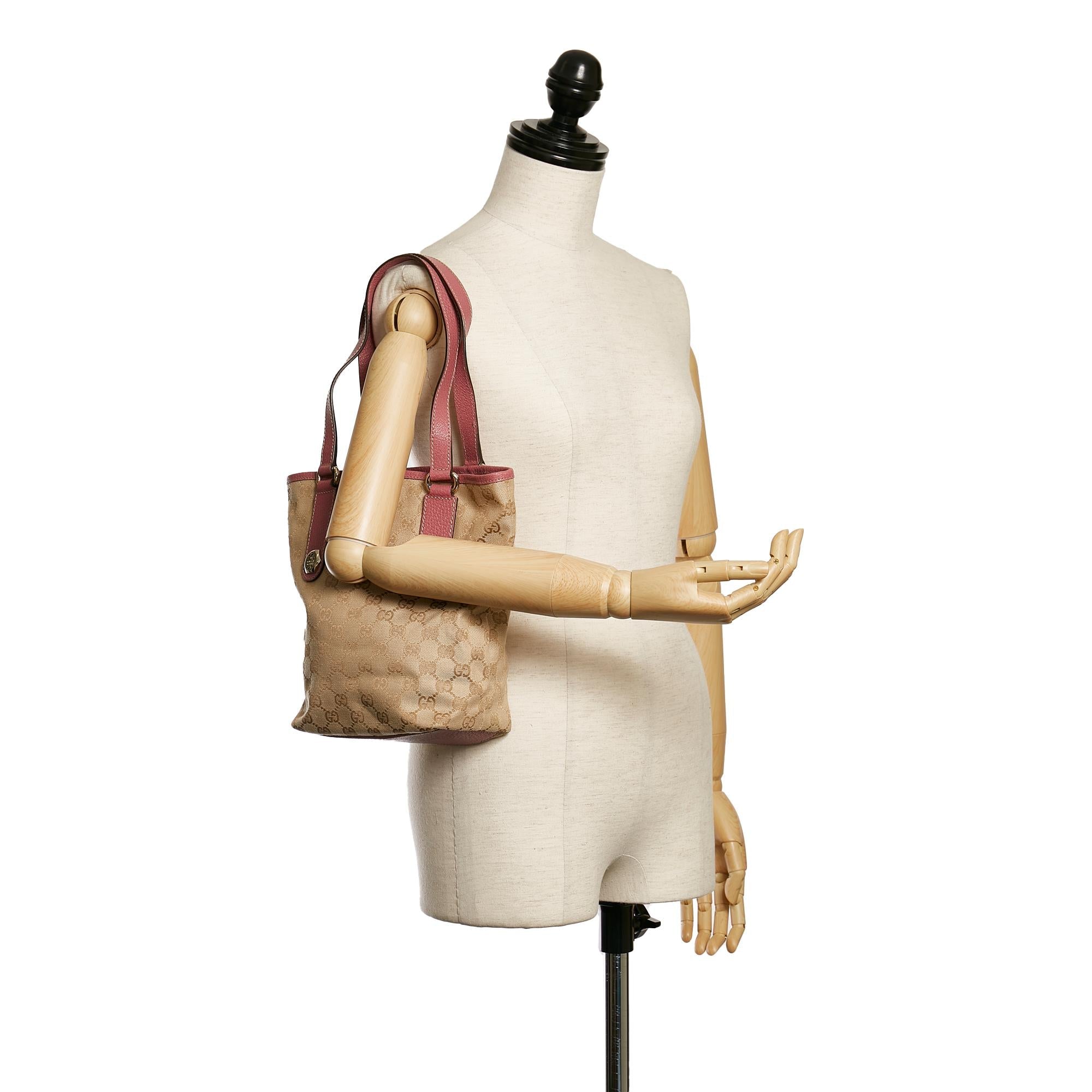 Gucci GG Canvas Charmy Tote Bag (SHG-30646)