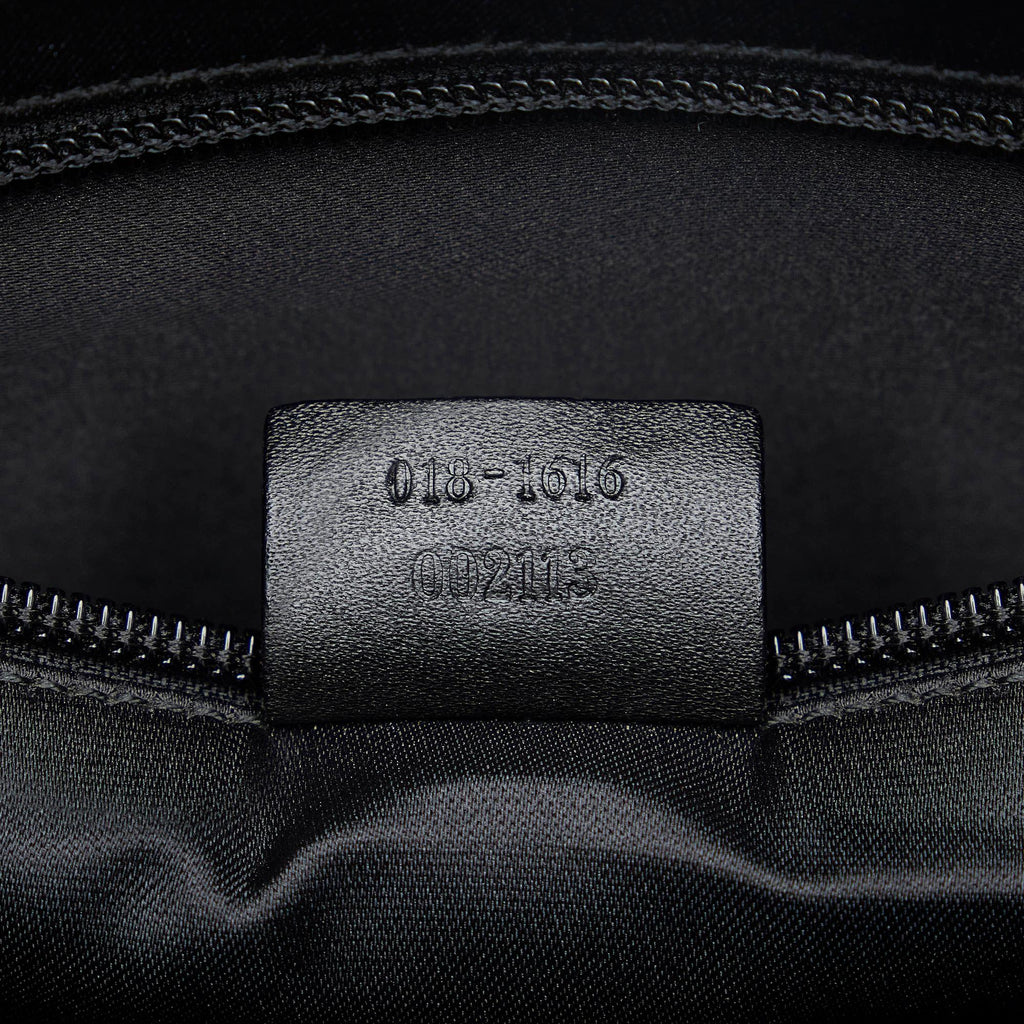 Gucci GG Canvas Clutch (SHG-ygB3Ks)