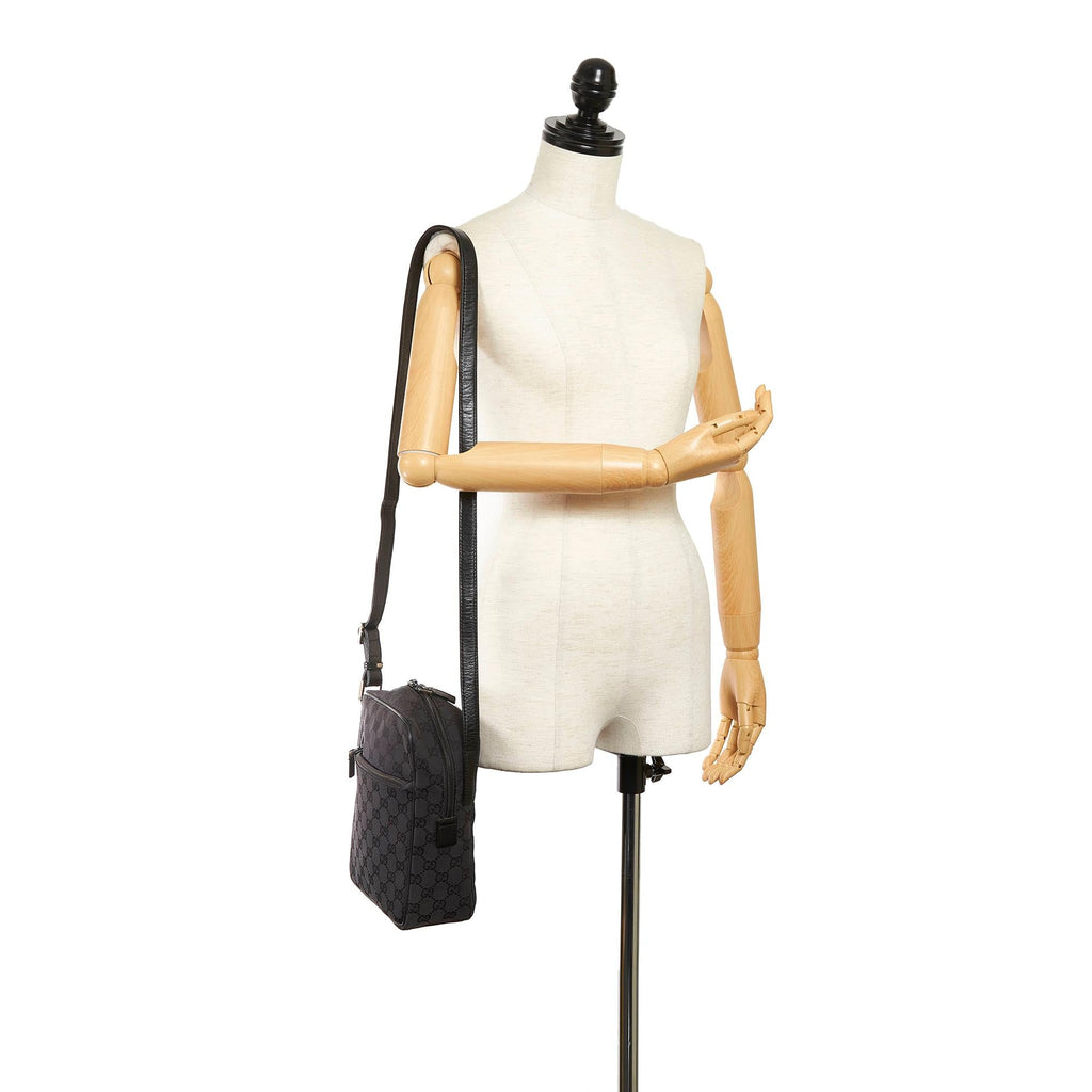 Gucci GG Canvas Crossbody Bag (SHG-31143)