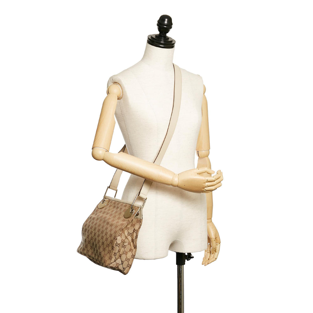 Gucci GG Canvas Eclipse Crossbody Bag (SHG-29812)