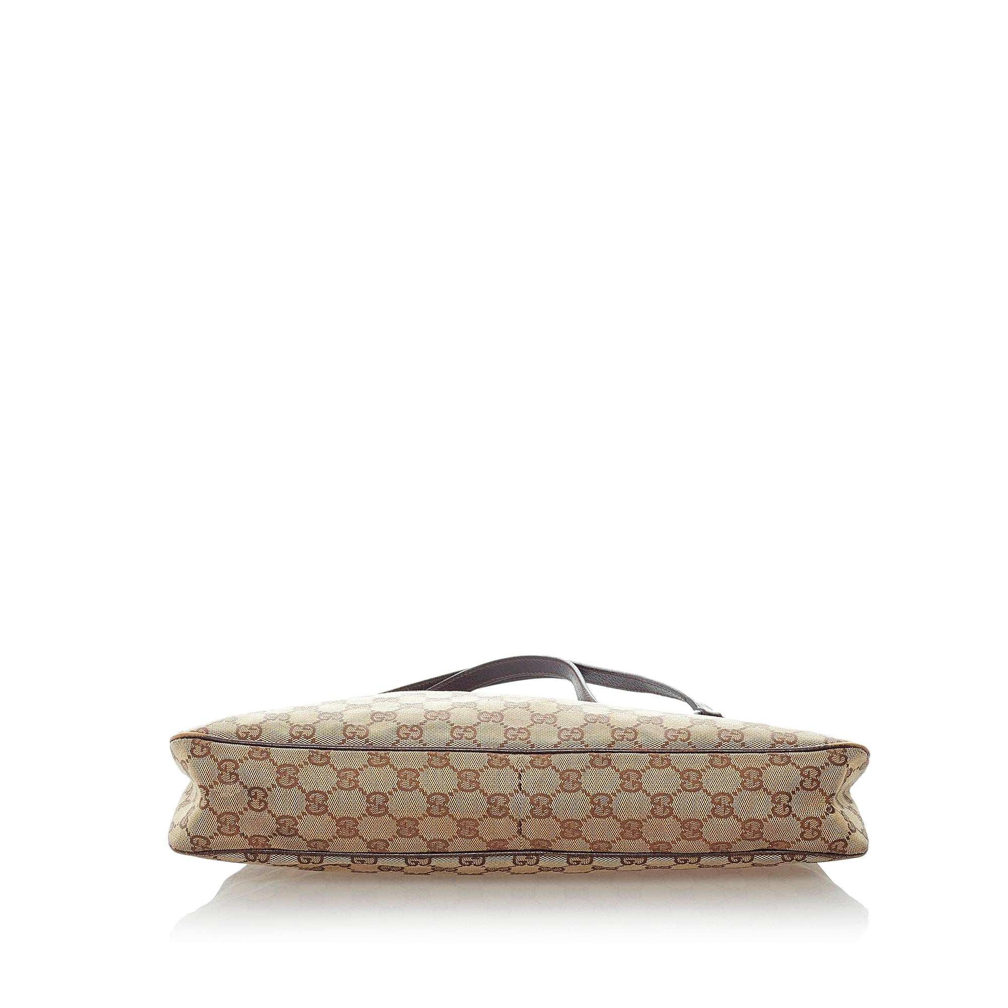 Gucci GG Canvas Eclipse Shoulder Bag (SHG-32020)