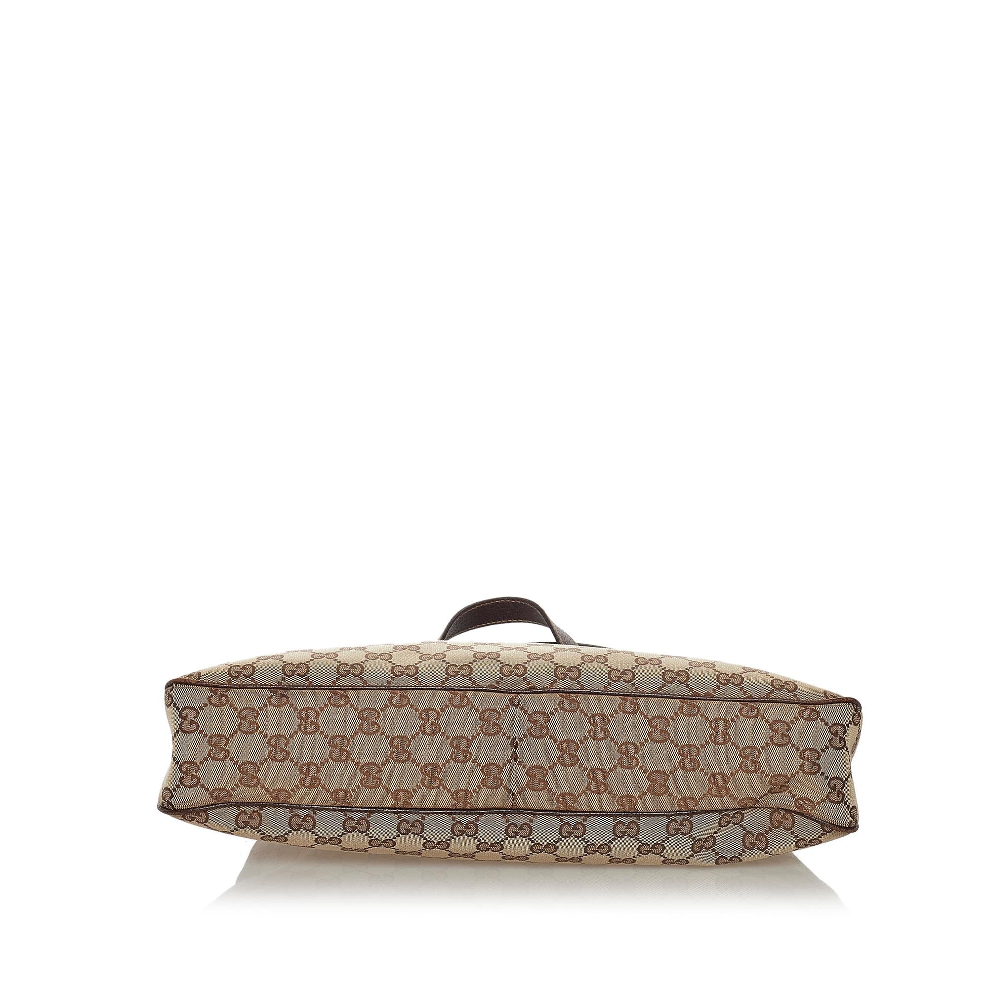 Gucci GG Canvas Eclipse Shoulder Bag (SHG-33703)