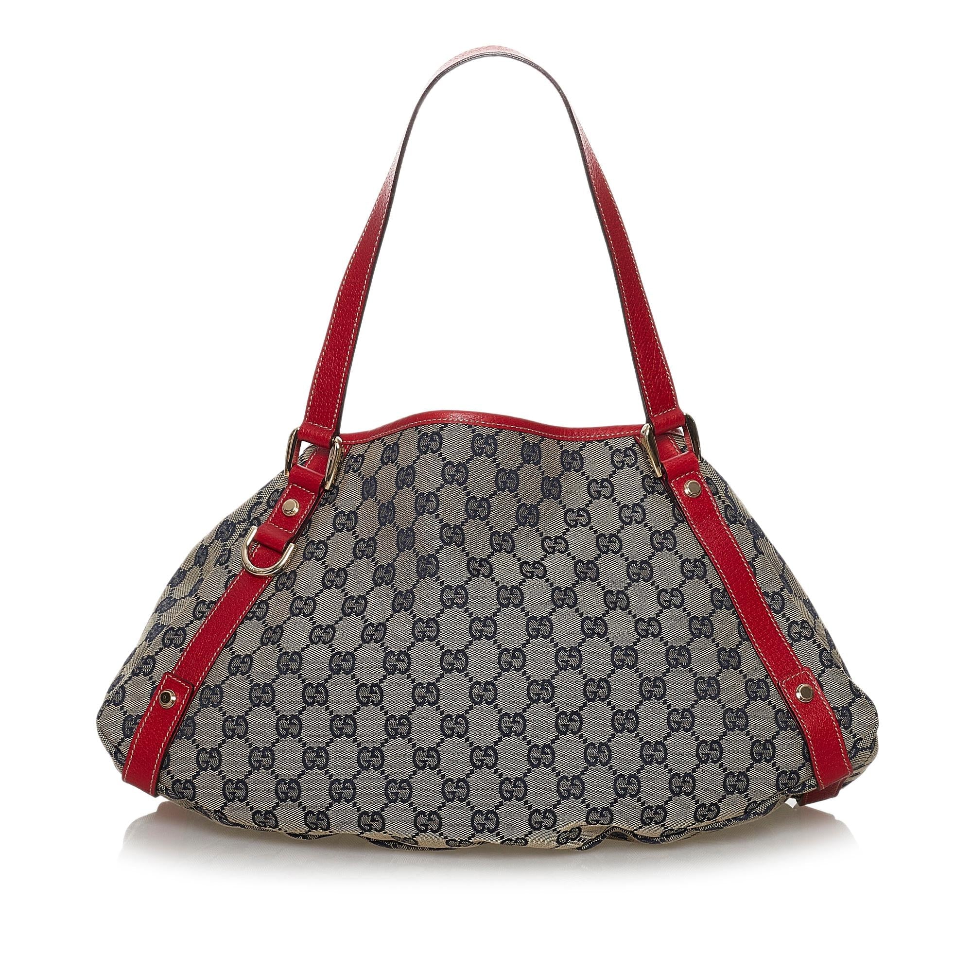 Gucci GG Canvas Pelham Shoulder Bag (SHG-30228)