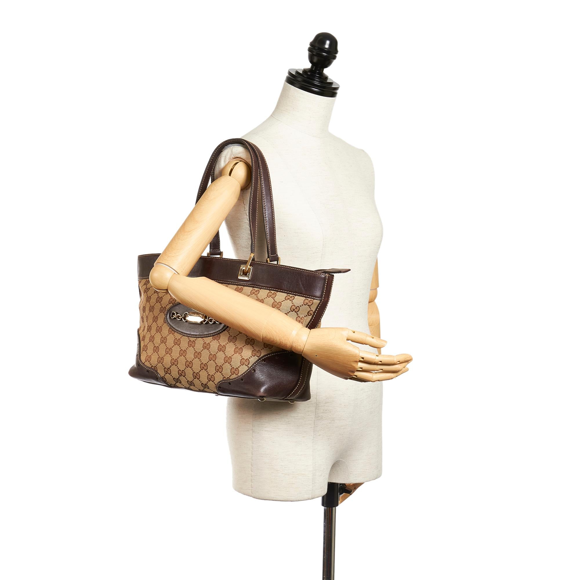 Gucci GG Canvas Punch Tote Bag (SHG-27409)