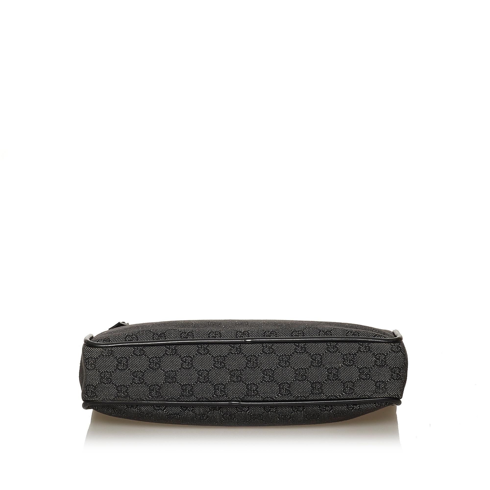 Gucci GG Canvas Shoulder Bag (SHG-29172)