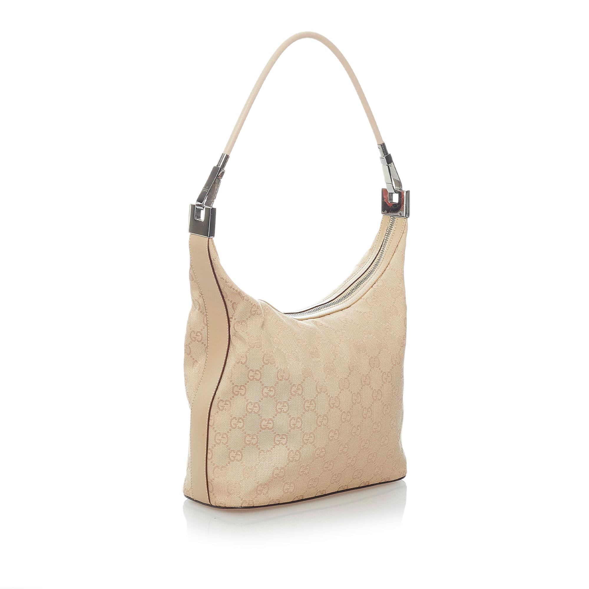 Gucci GG Canvas Shoulder Bag (SHG-30935)