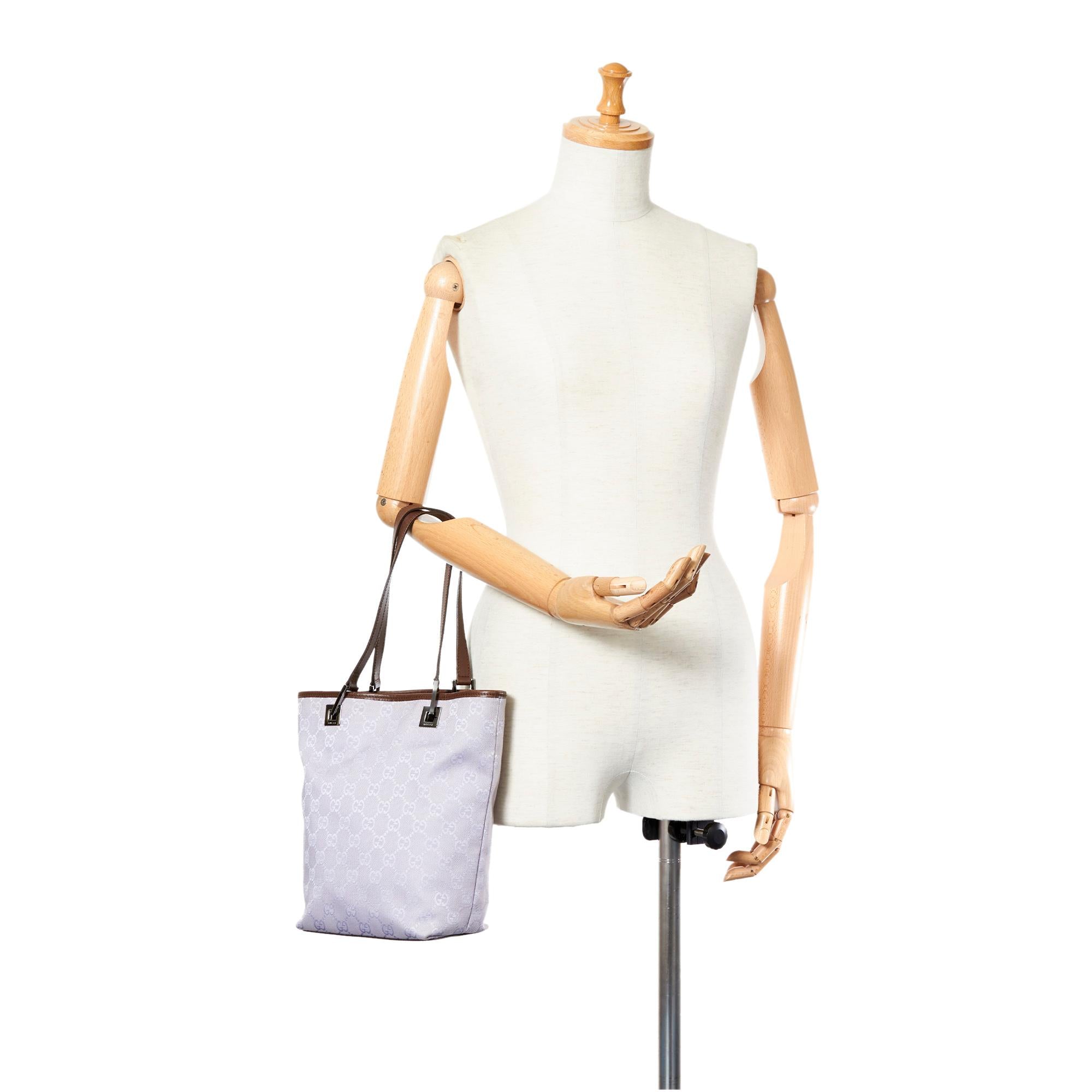 Gucci GG Canvas Tote Bag (SHG-20948)