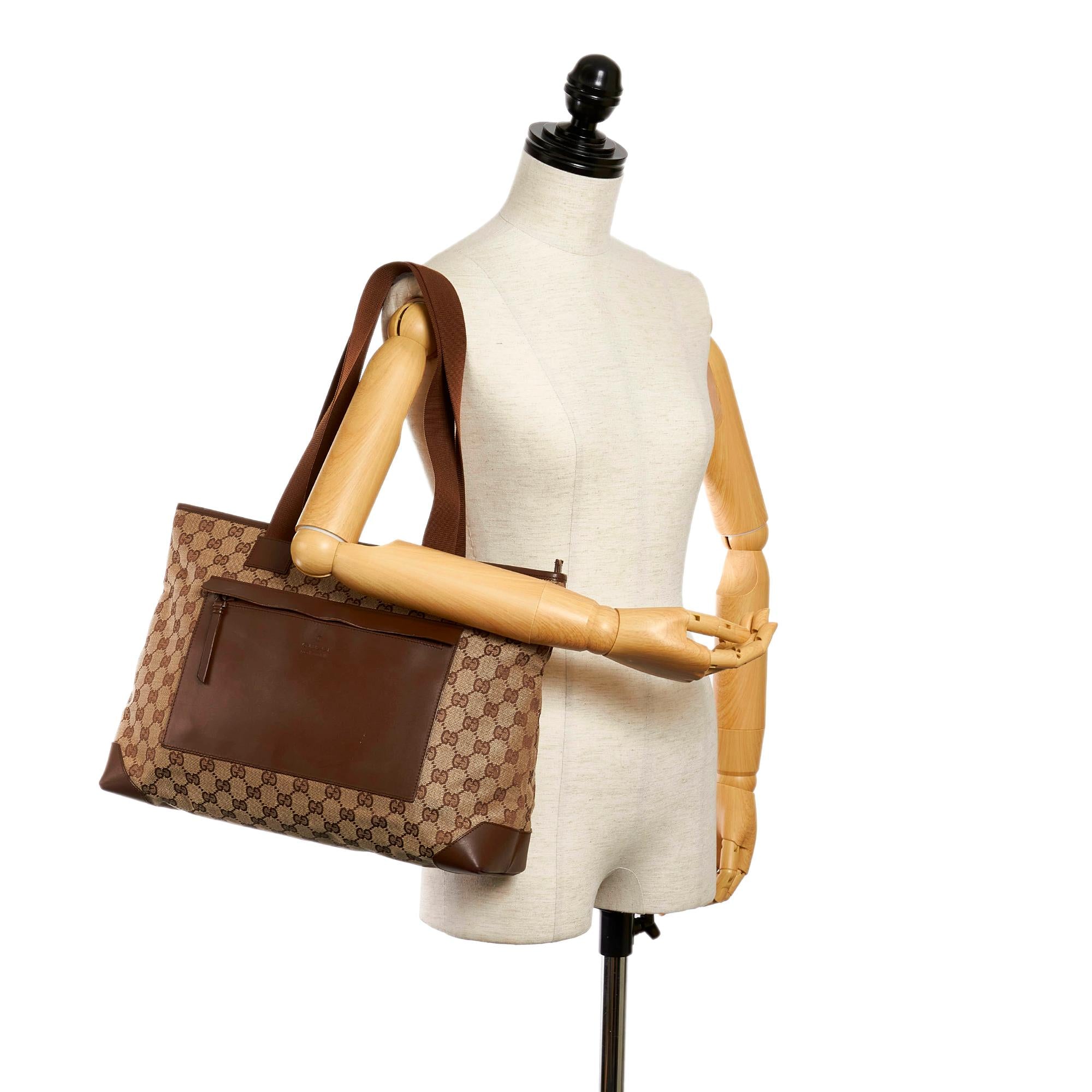 Gucci GG Canvas Tote Bag (SHG-29374)