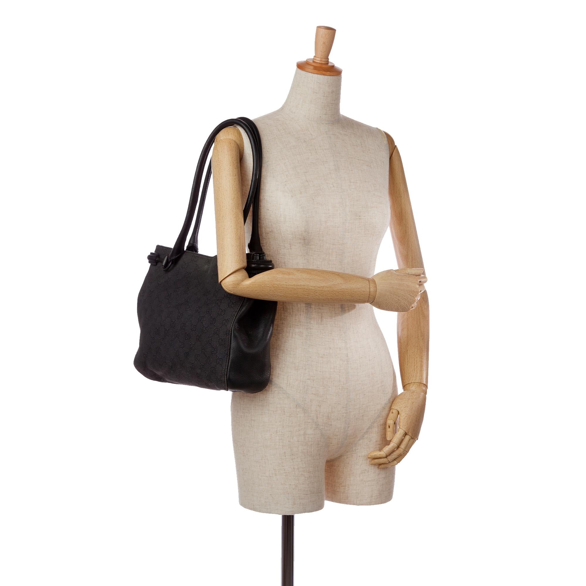 Gucci GG Canvas Tote Bag (SHG-35666)