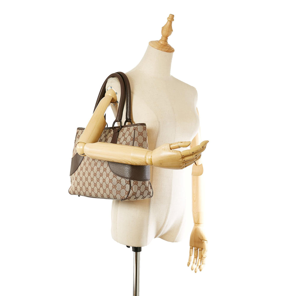 Gucci GG Canvas Tote Bag (SHG-36159)