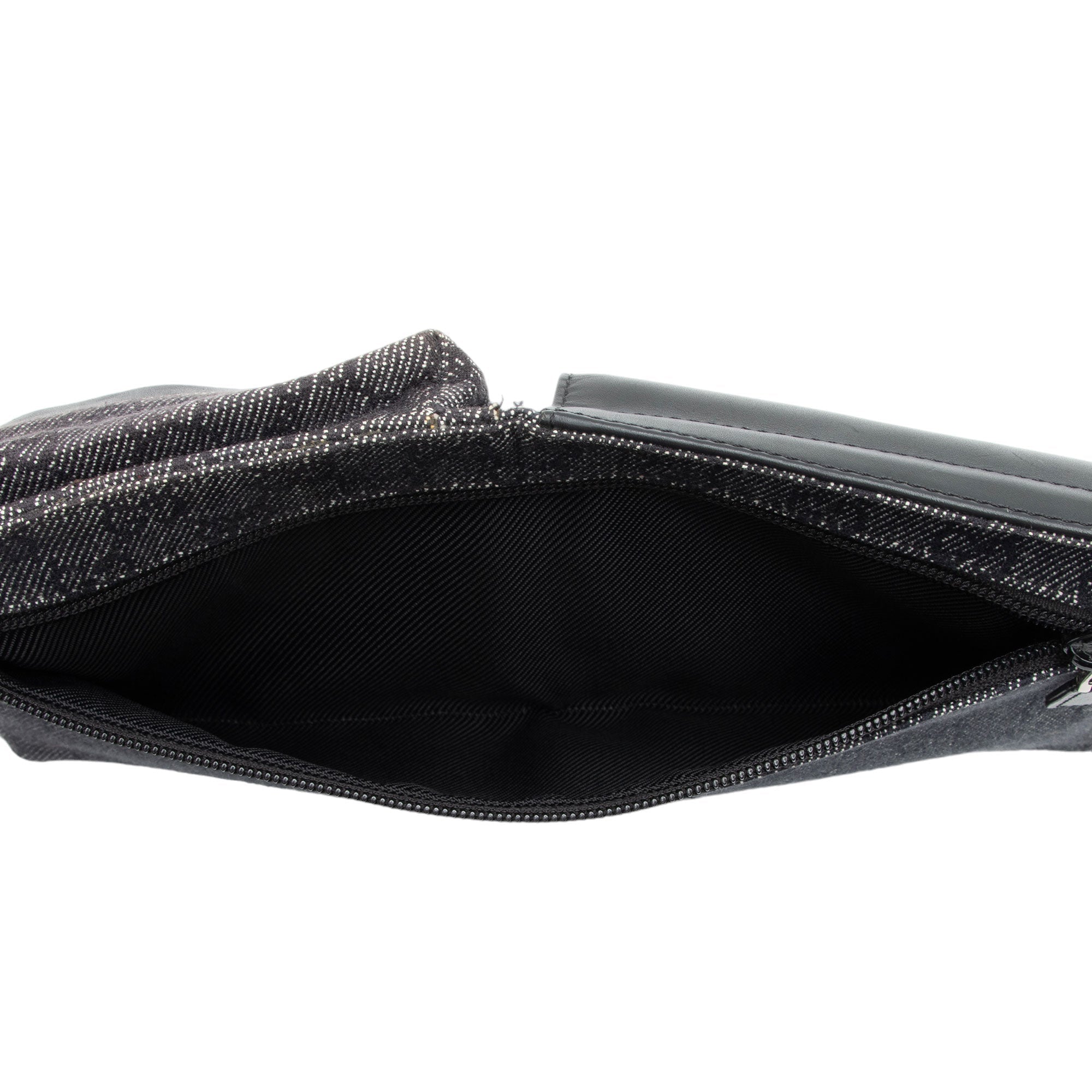 Gucci GG Denim Belt Bag (SHF-t5lFV4)