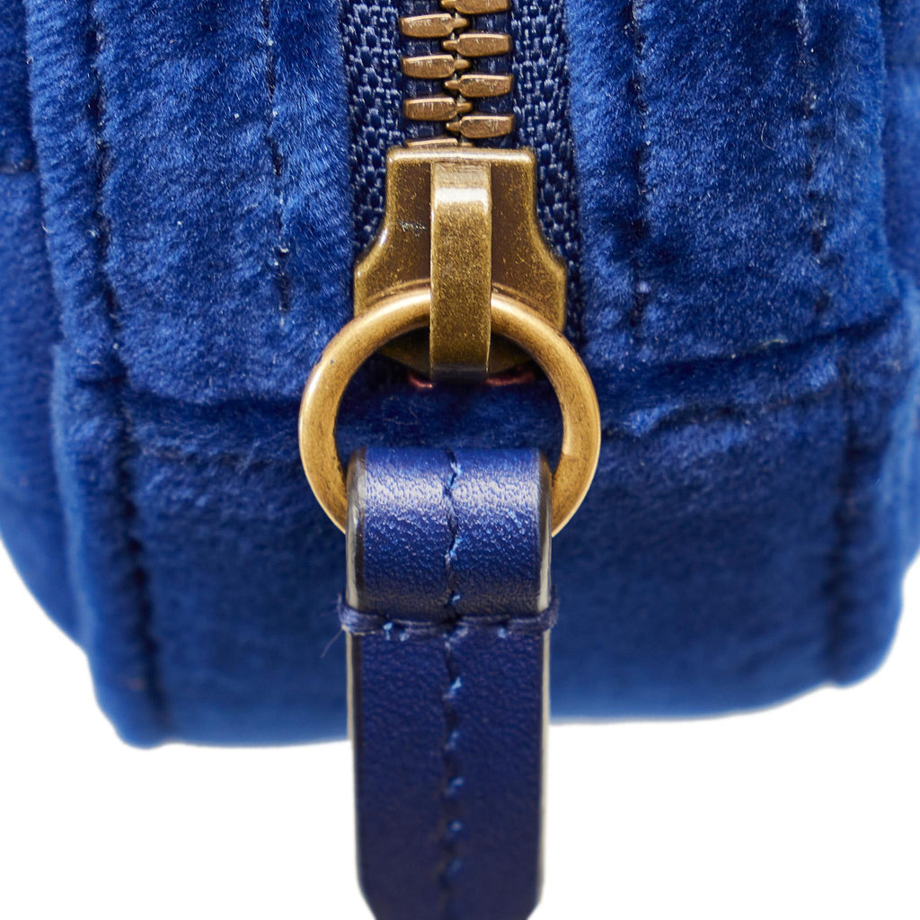 Gucci GG Marmont Matelasse Velvet Belt Bag (SHG-U1En1f)