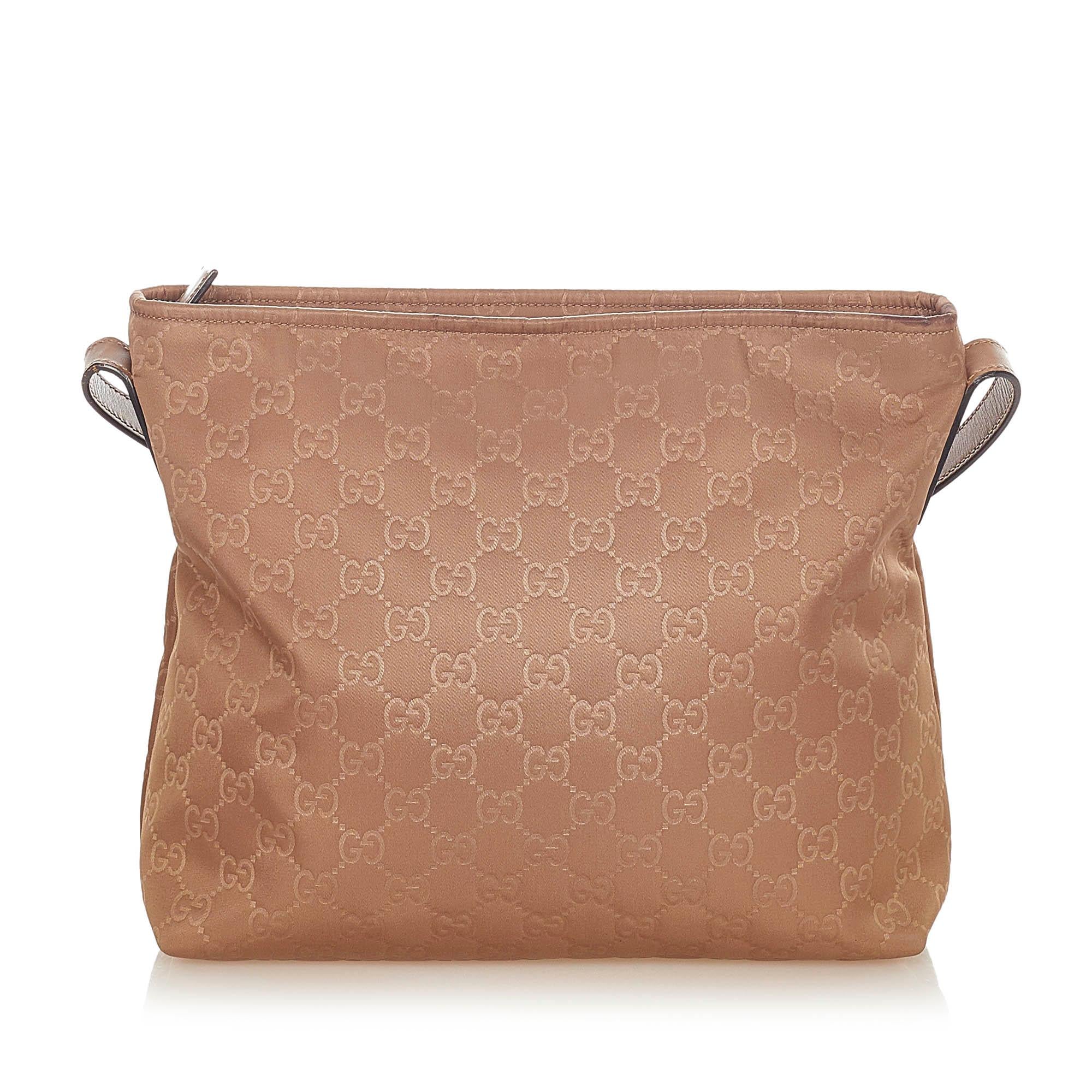 Gucci GG Nylon Crossbody Bag (SHG-20985)