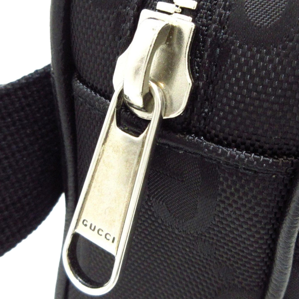 Gucci GG Nylon Off The Grid Belt Bag (SHG-aritZn)