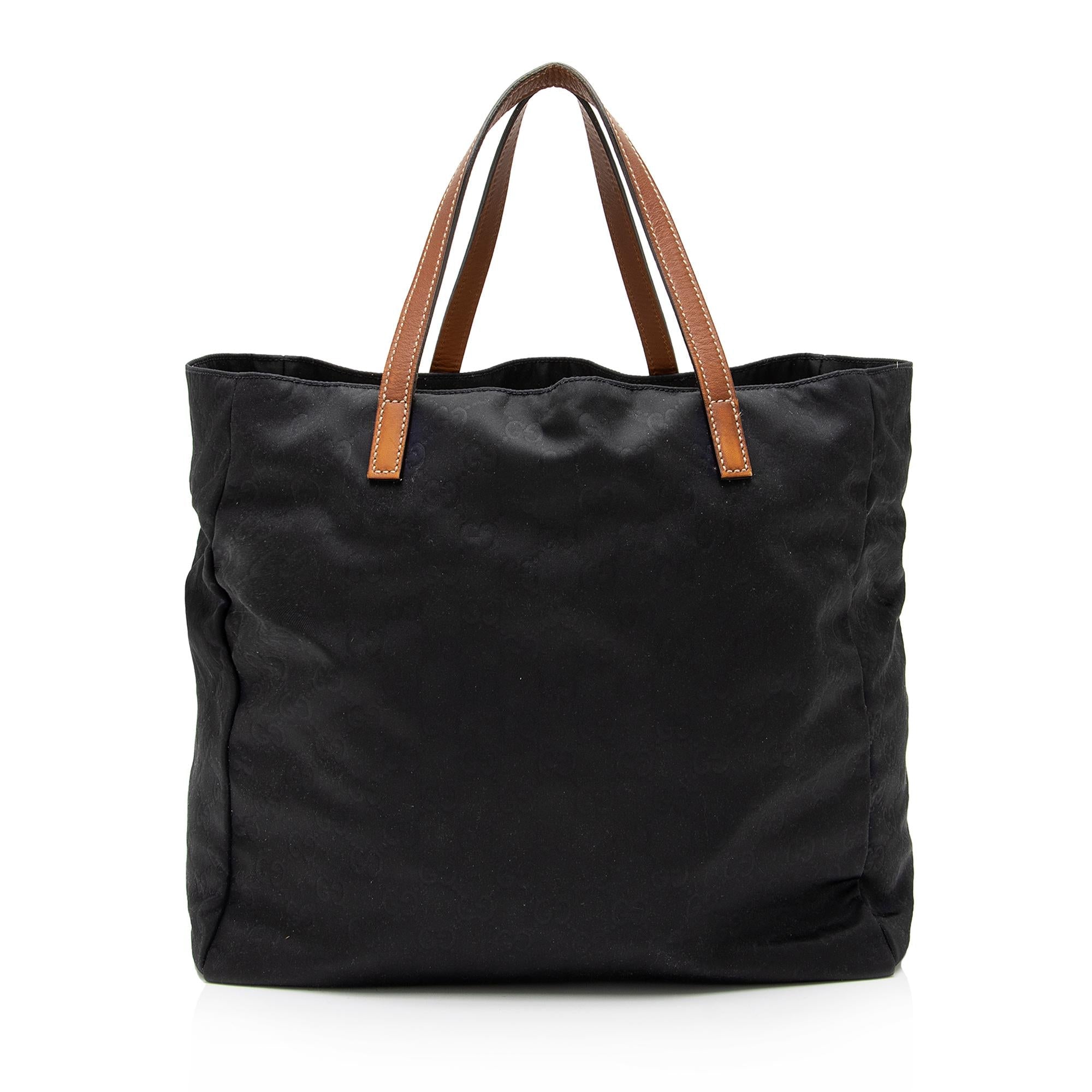 Gucci GG Nylon Shopper Tote (SHF-83sqqh)