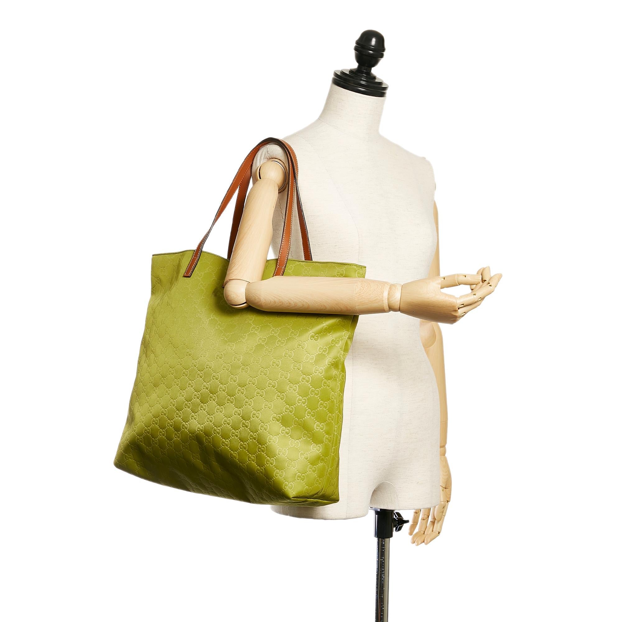 Gucci GG Nylon Tote Bag (SHG-33914)