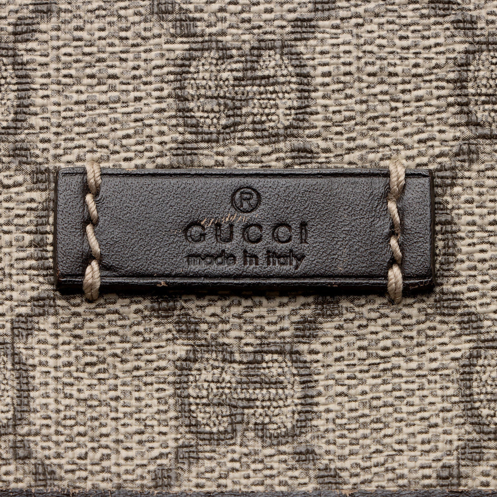 Gucci GG Supreme Buckle Backpack (SHF-143x2E)