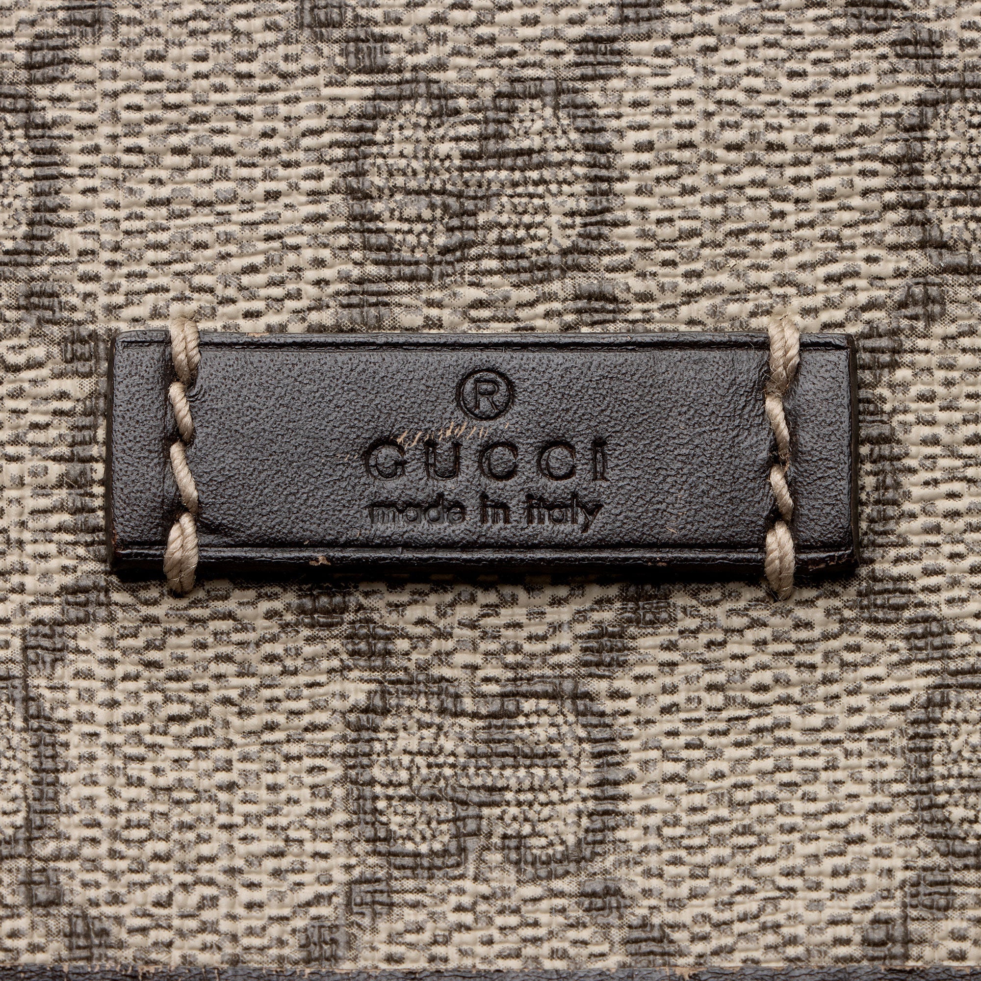 Gucci GG Supreme Buckle Backpack (SHF-143x2E)