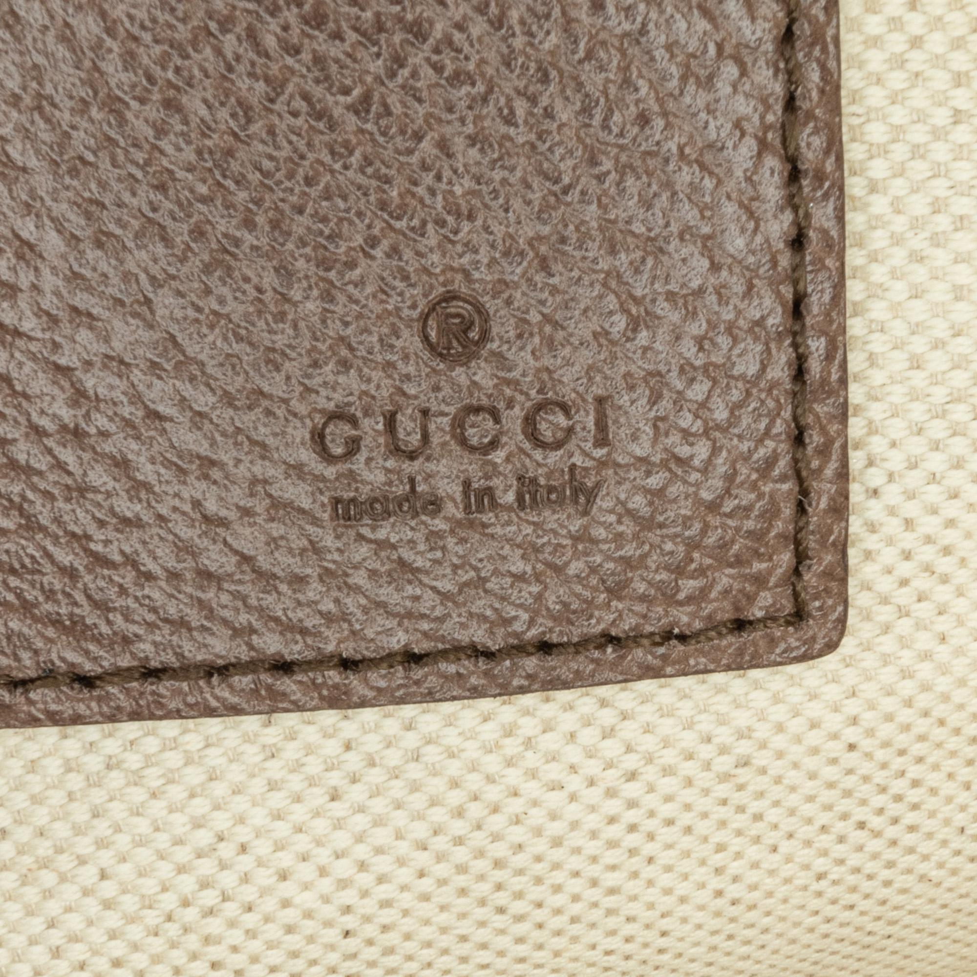 Gucci GG Supreme Courrier Clutch (SHG-XcQo2d)