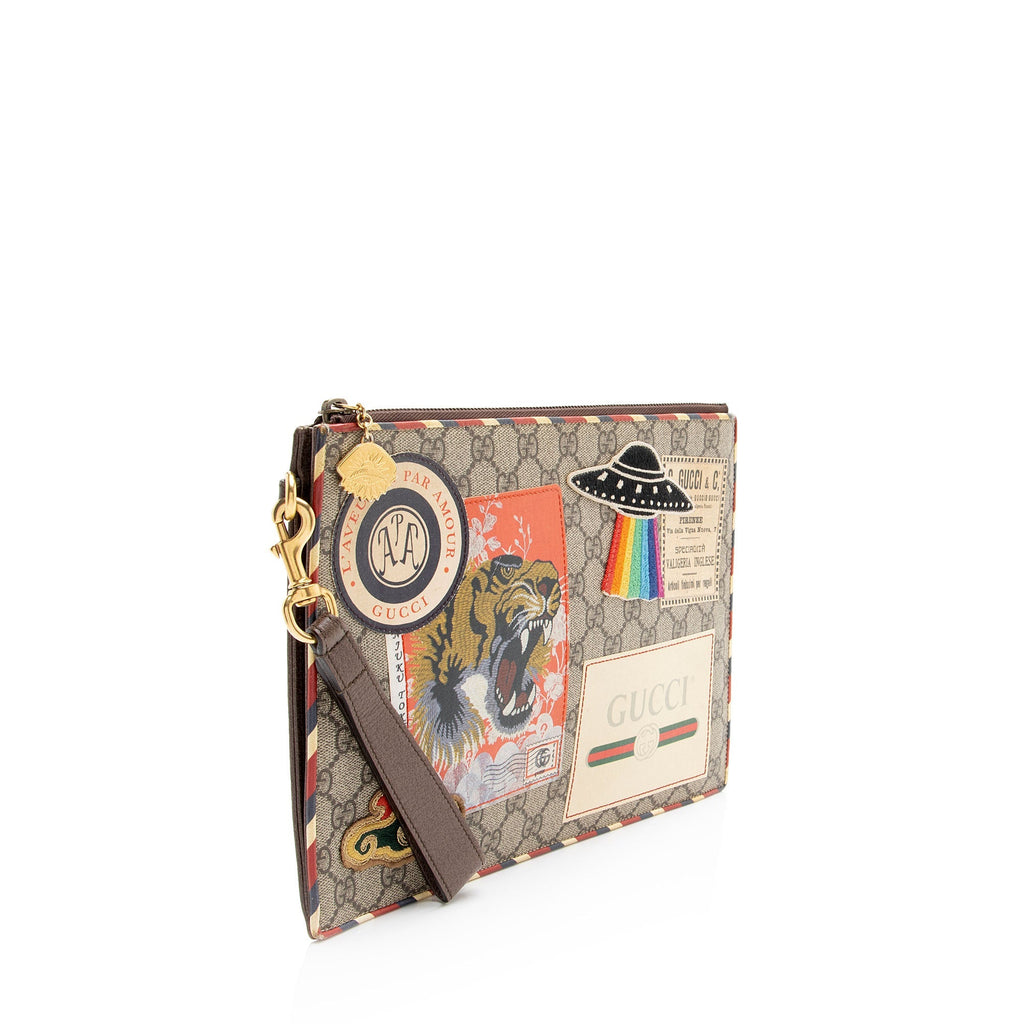 Gucci GG Supreme Courrier Clutch