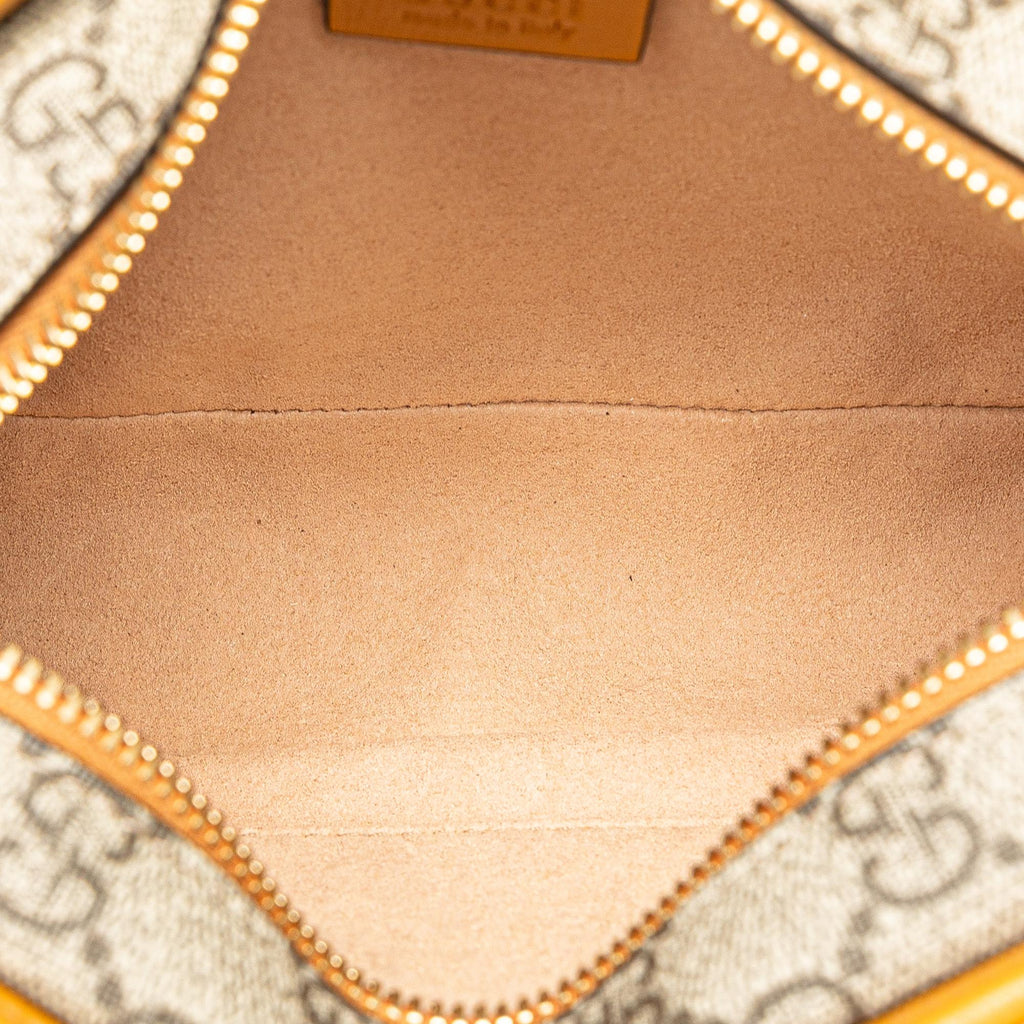 Gucci GG Supreme Interlocking G Clutch (SHG-DNq9Ai)