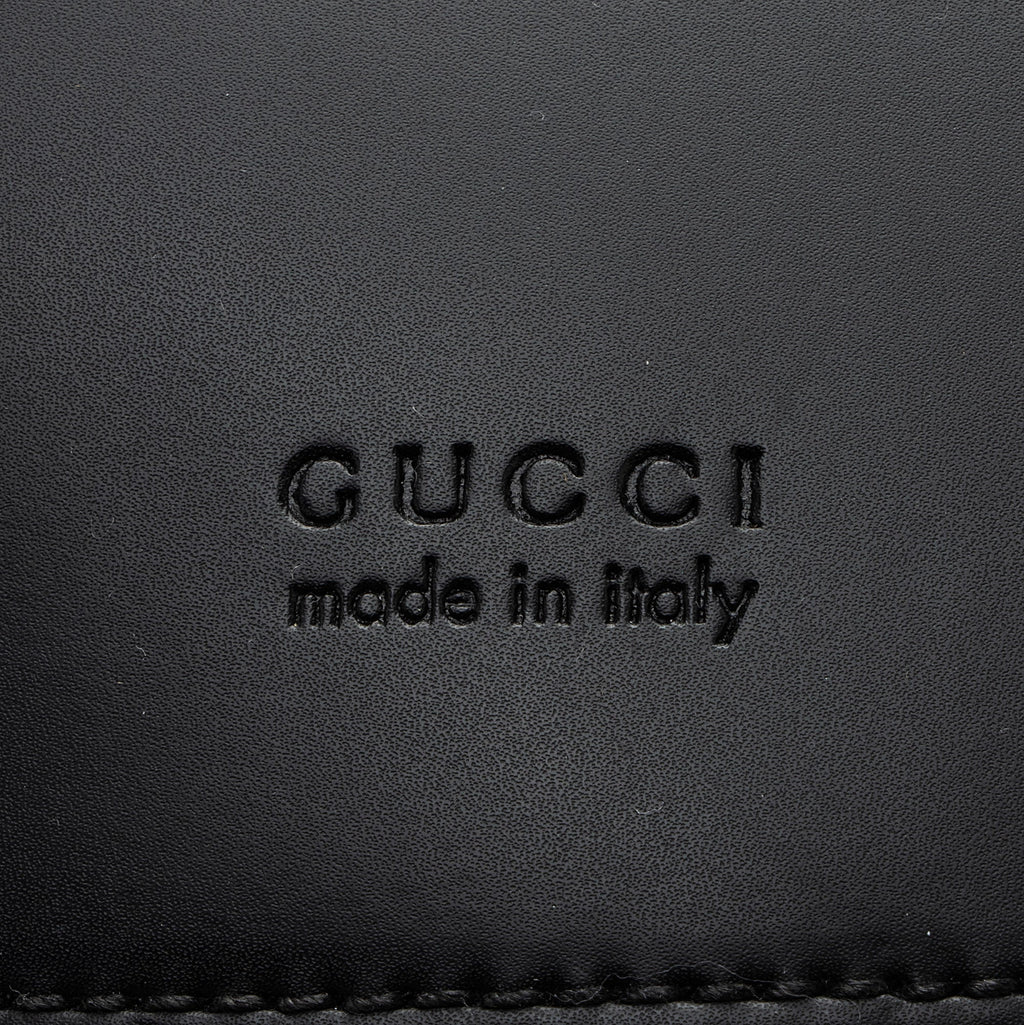 Gucci GG Supreme Medium Flap Backpack (SHF-FgH5FO)