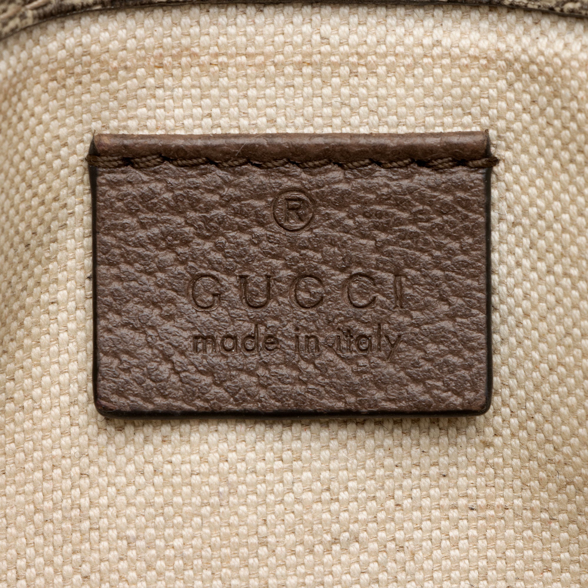 Gucci GG Supreme Neo Vintage Belt Bag (SHF-D5hzXx)