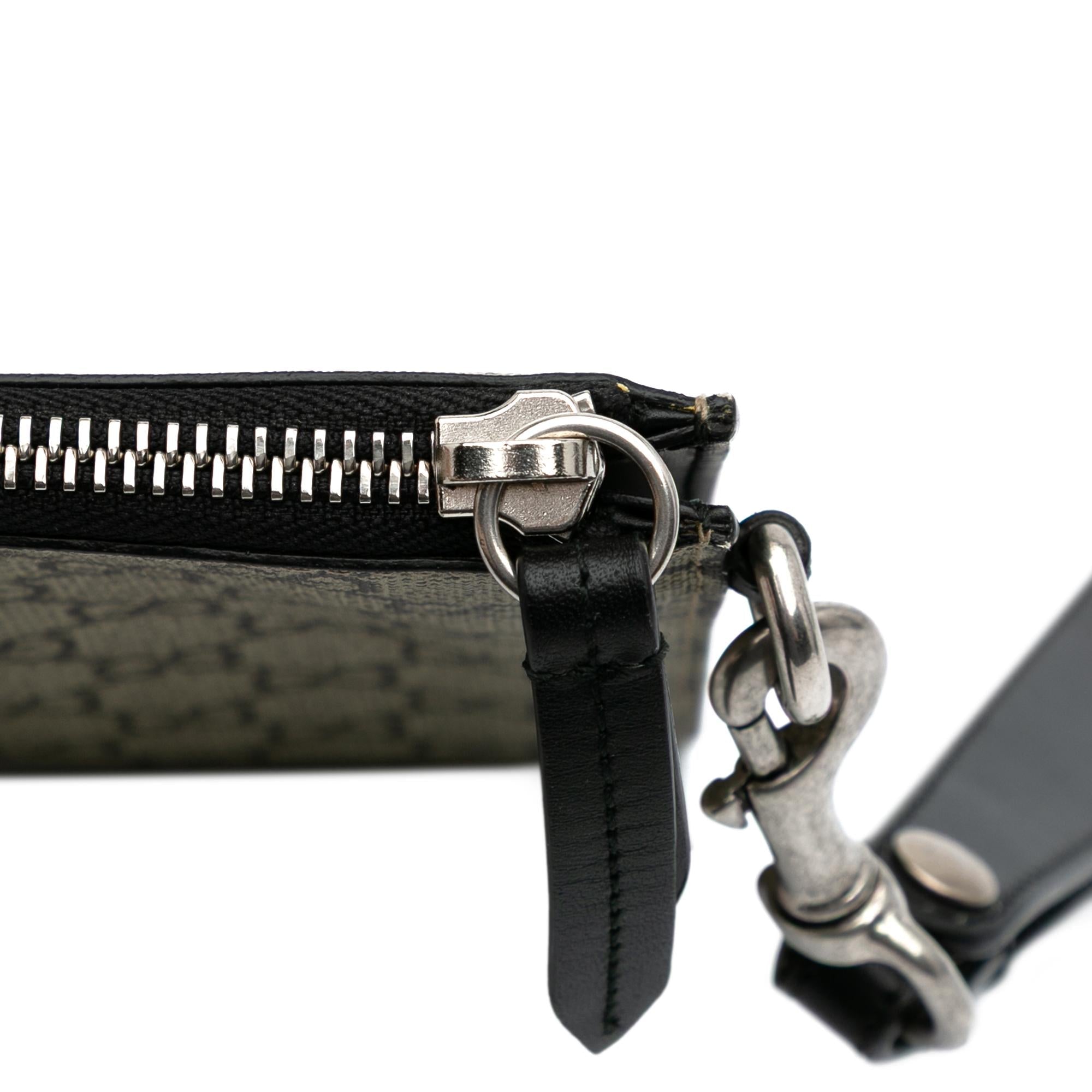 Gucci GG Supreme Tiger Clutch