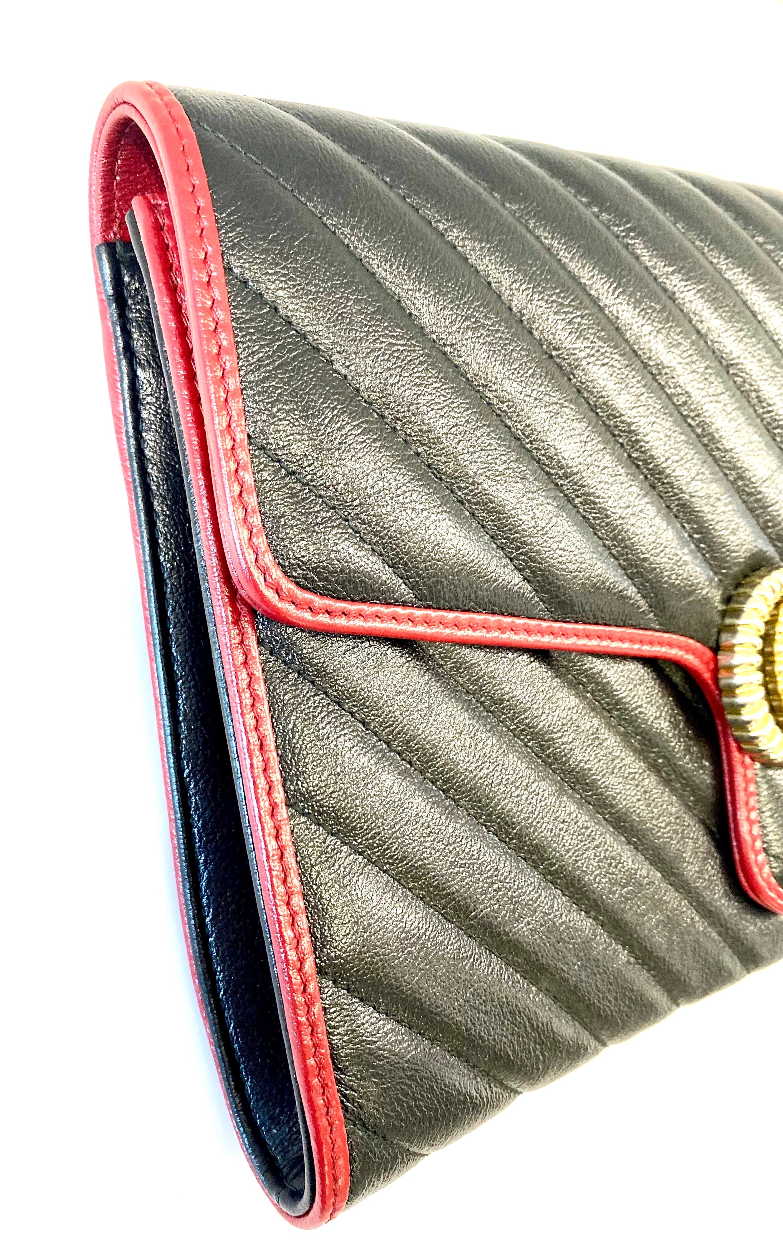 GUCCI MATELASSE LEATHER TORCHON GG MARMONT CLUTCH BAG