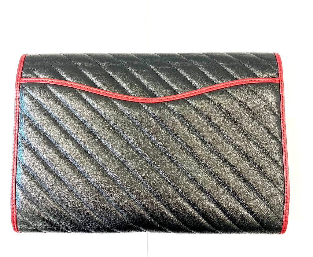 GUCCI MATELASSE LEATHER TORCHON GG MARMONT CLUTCH BAG