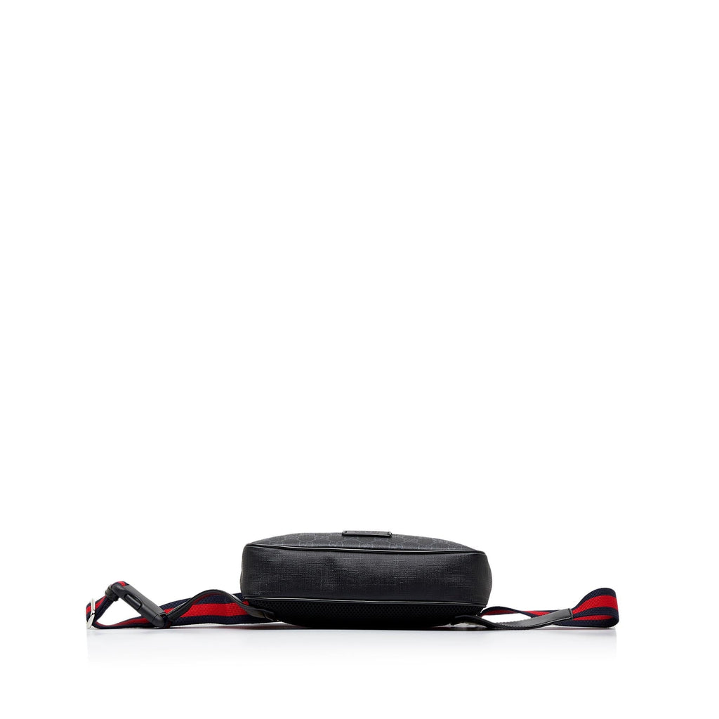 Gucci Gg Supreme Web Belt Bag (SHG-7zDHEg)