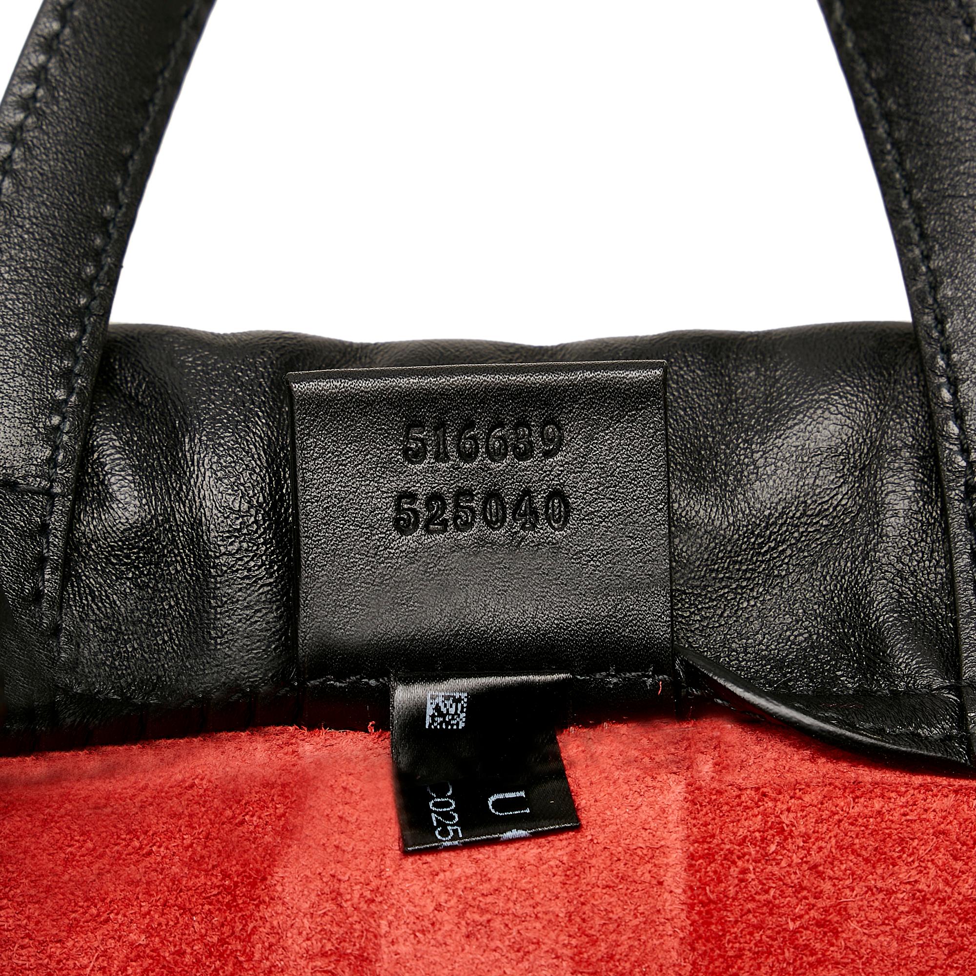 Gucci Gucci Logo Backpack (SHG-WNOeip)