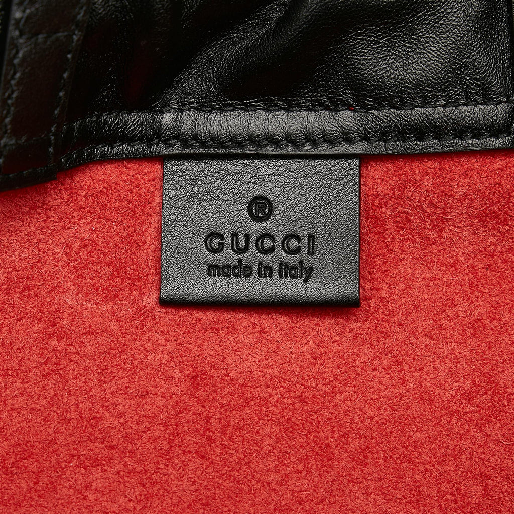 Gucci Gucci Logo Backpack (SHG-WNOeip)