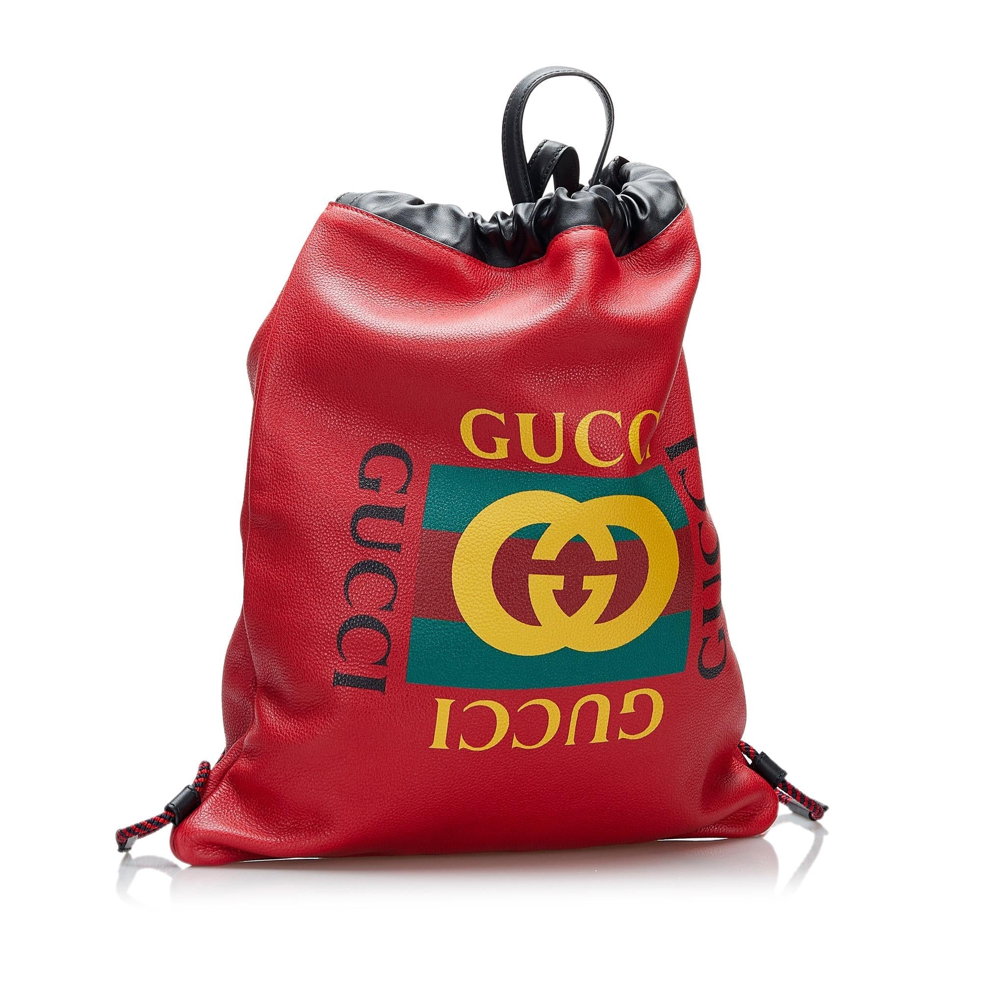 Gucci Gucci Logo Backpack (SHG-WNOeip)