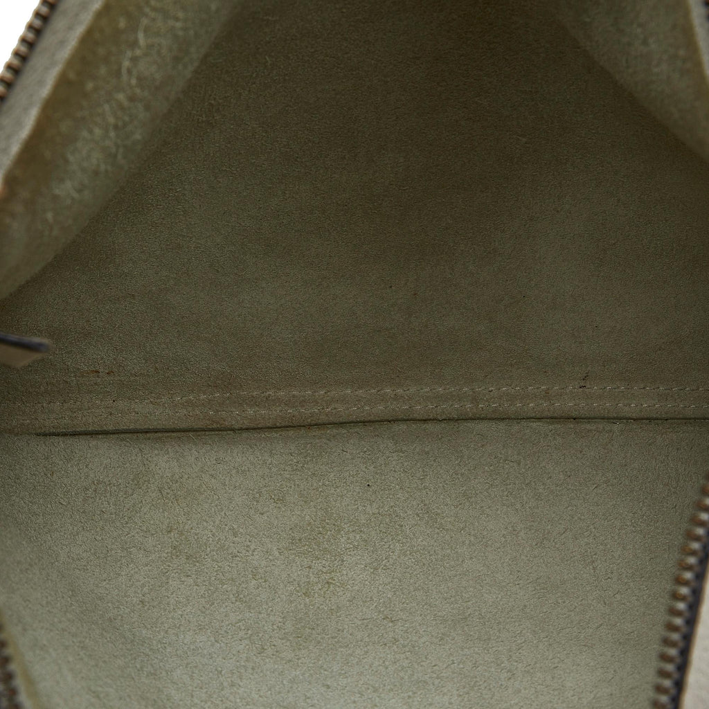 Gucci Gucci Logo Clutch Bag (SHG-9c7YpA)