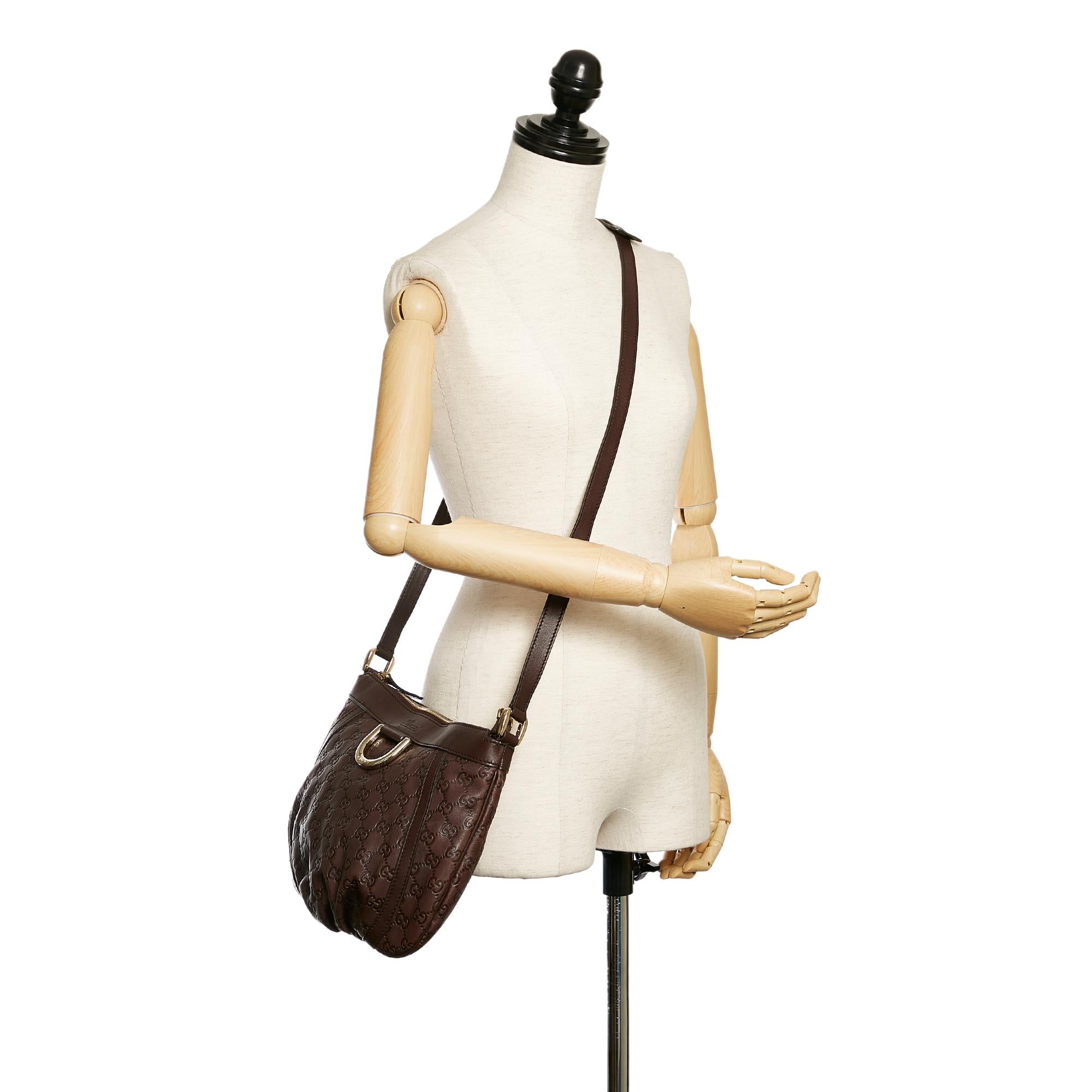 Gucci Guccissima Abbey D-Ring Crossbody Bag (SHG-29618)