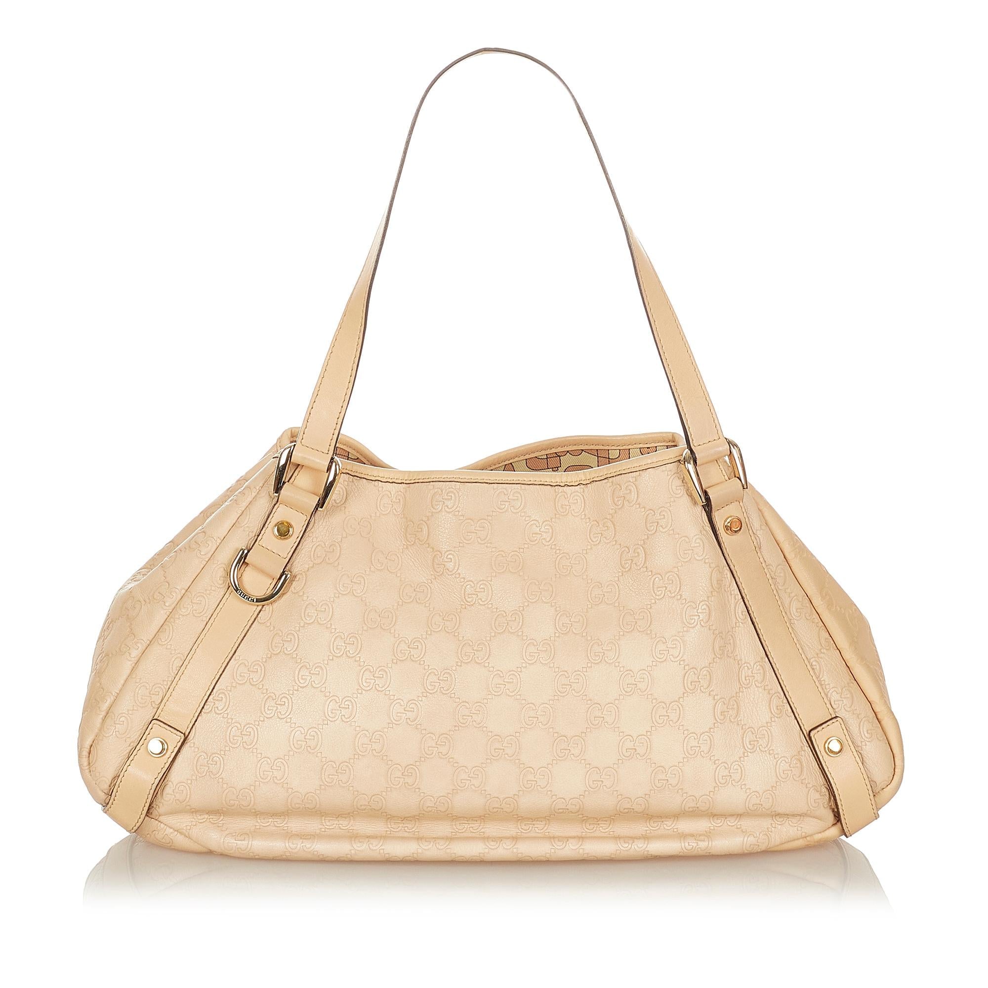 Gucci Guccissima Pelham Shoulder Bag (SHG-31949)