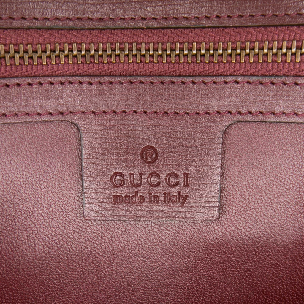 Gucci Leather Heartbeat Clutch