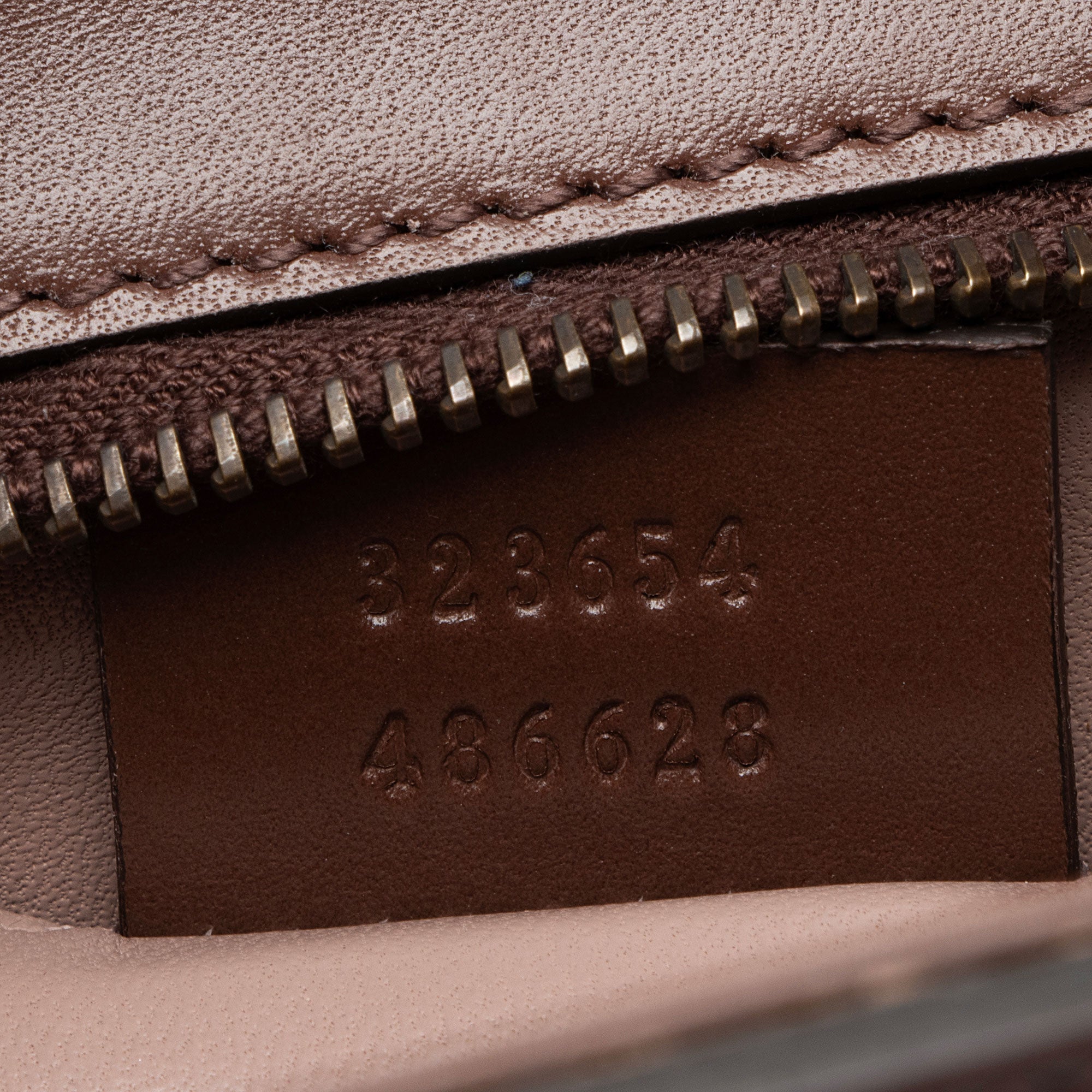 Gucci Leather Lady Buckle Clutch