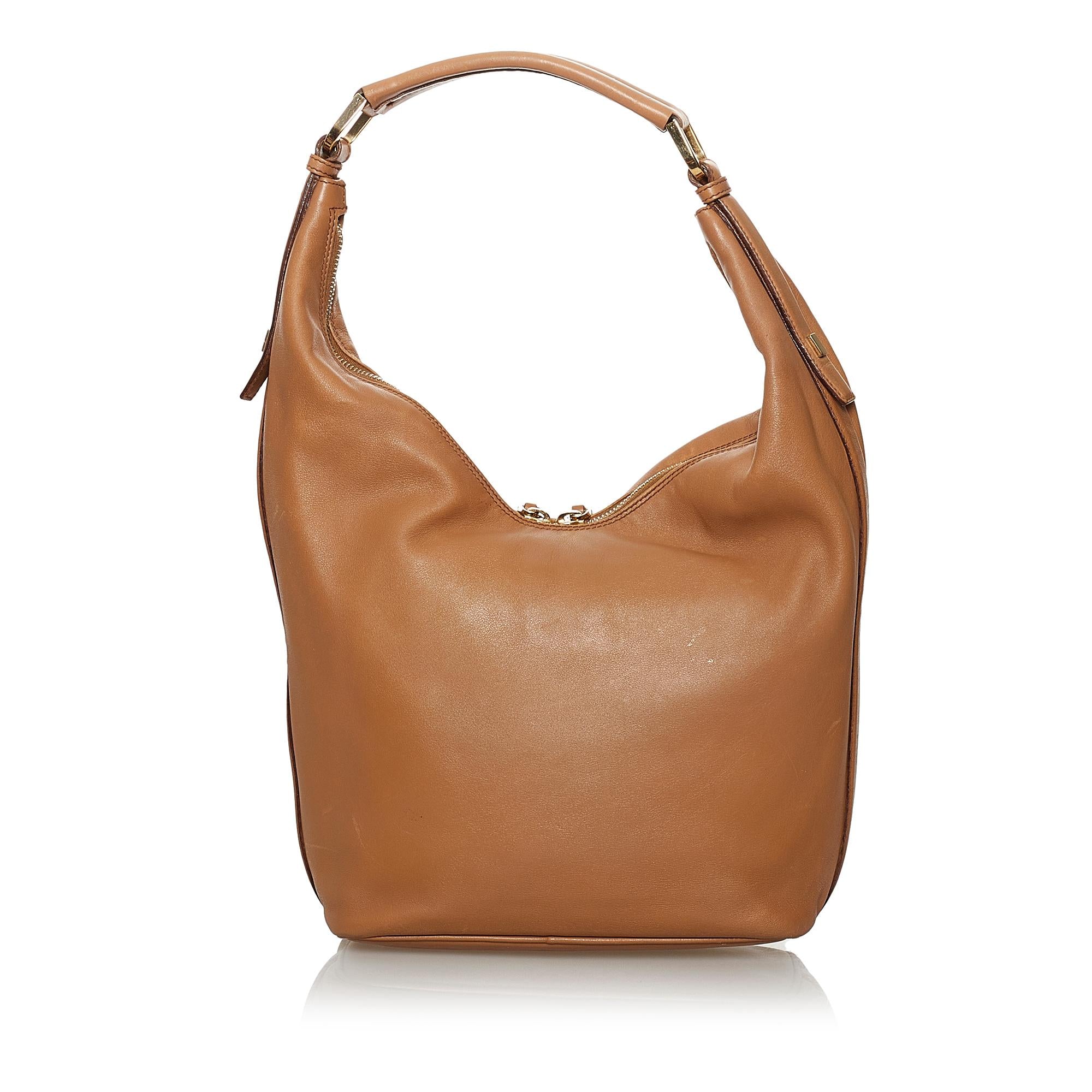 Gucci Leather Shoulder Bag (SHG-29799)